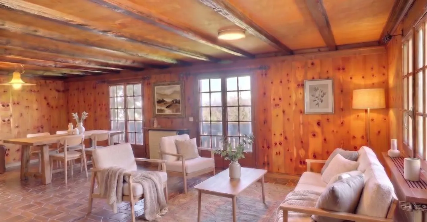 GELEGENHEIT ZUM GREIFEN - SCHÖNES 5,5-ZIMMER-CHALET MIT SCHÖNER AUSSICHT - Foto 2 von 13