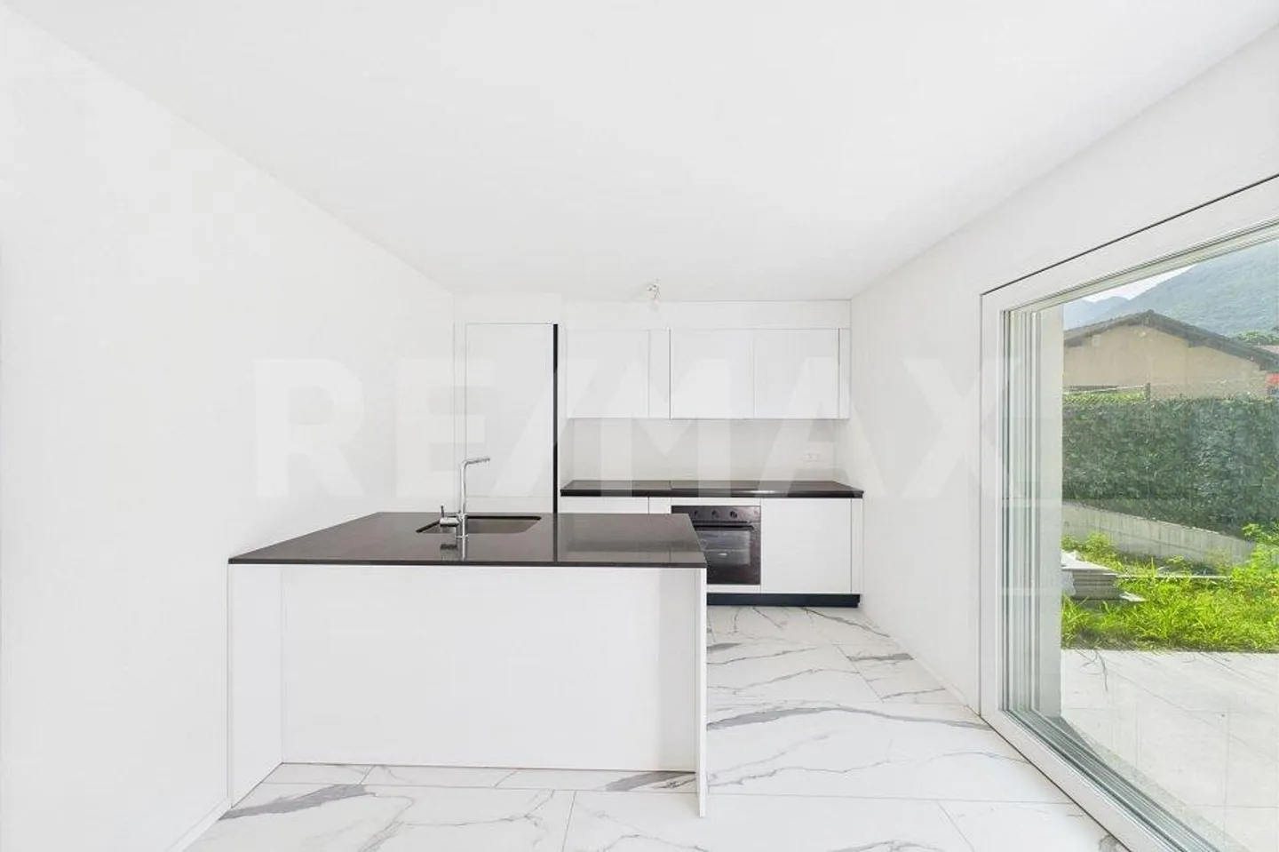 «Nuova costruzione - appartamento di 31/2 locali con giardino» - Foto 10 di 13