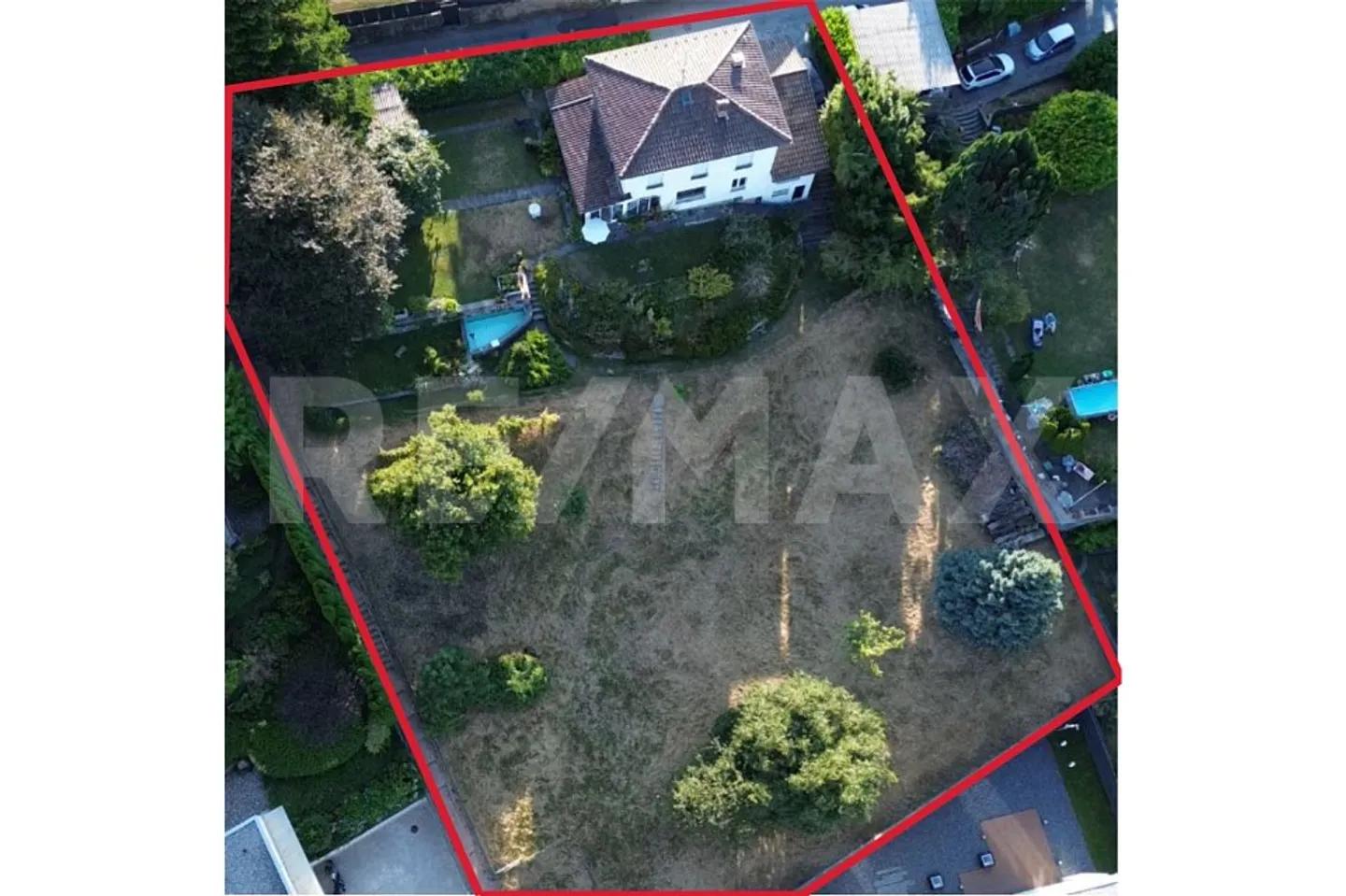 Villa elegante con vista lago - Foto 1 di 13