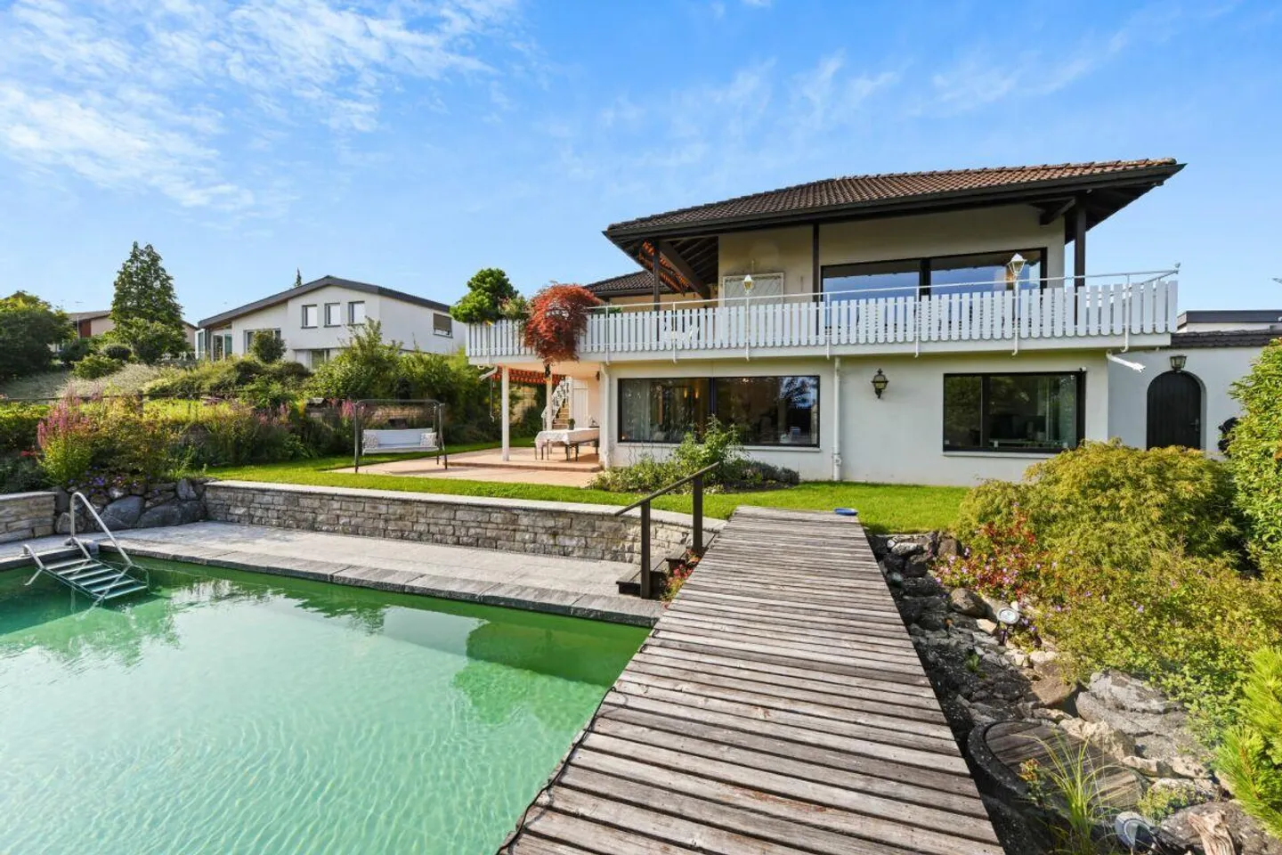 Villa con appartamento, piscina e vista panoramica - una casa piena di possibilità - Foto 2 di 30