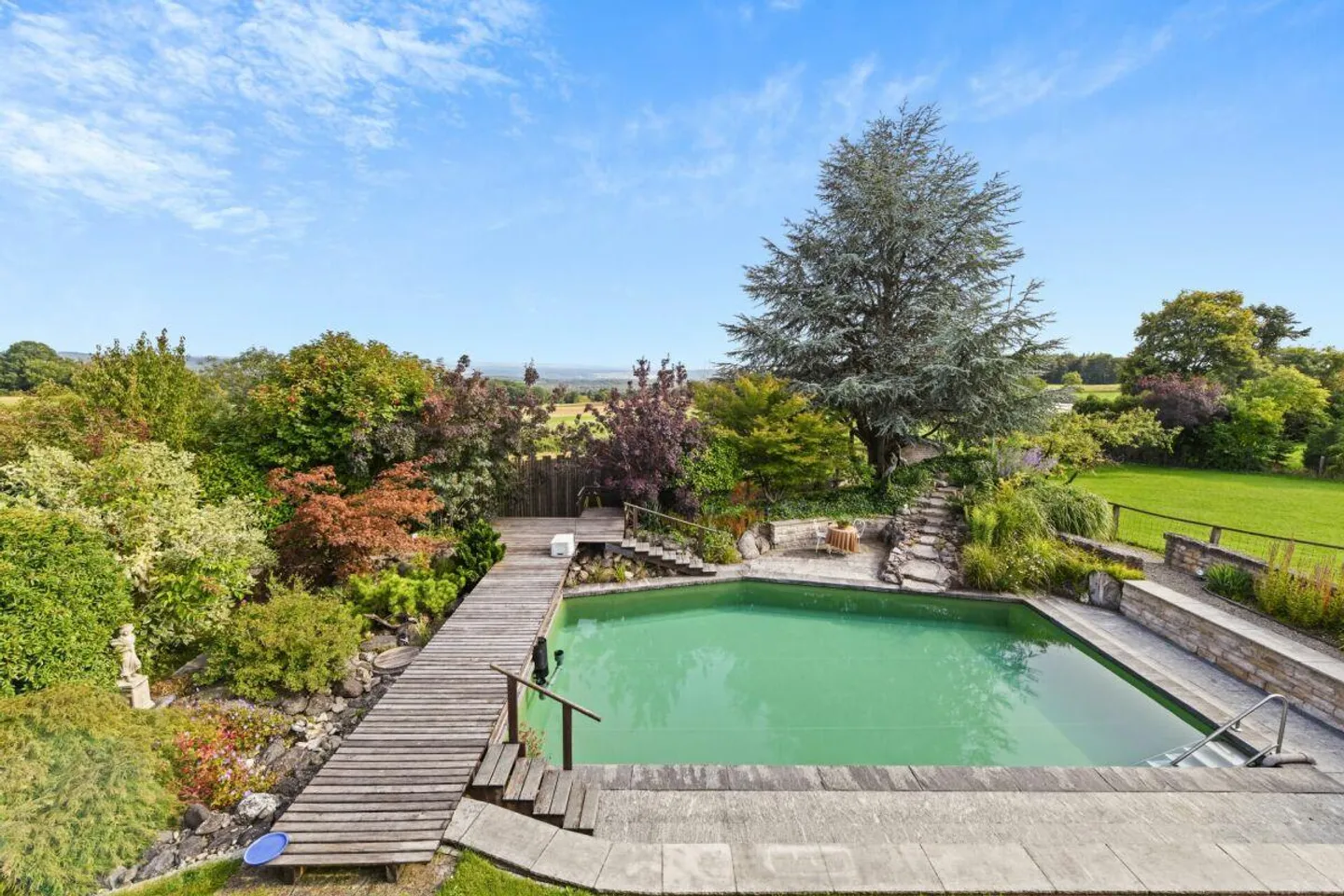 Villa con appartamento, piscina e vista panoramica - una casa piena di possibilità - Foto 13 di 30