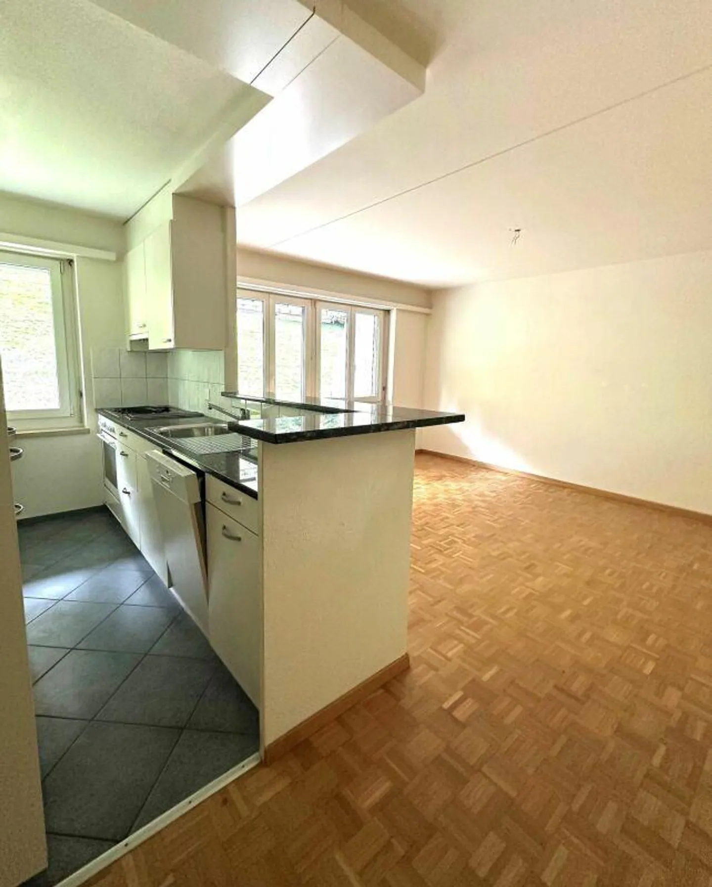 Charmante Wohnung in Herisau - Foto 2 von 8