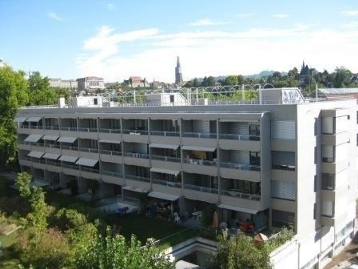 Modernes Apartment mit Balkon - Foto 1 von 10