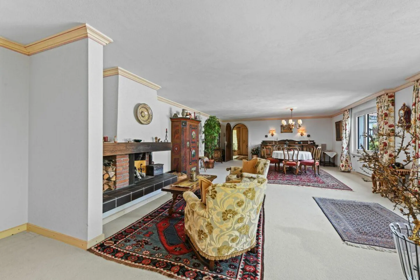 Villa con appartamento, piscina e vista panoramica - una casa piena di possibilità - Foto 17 di 30