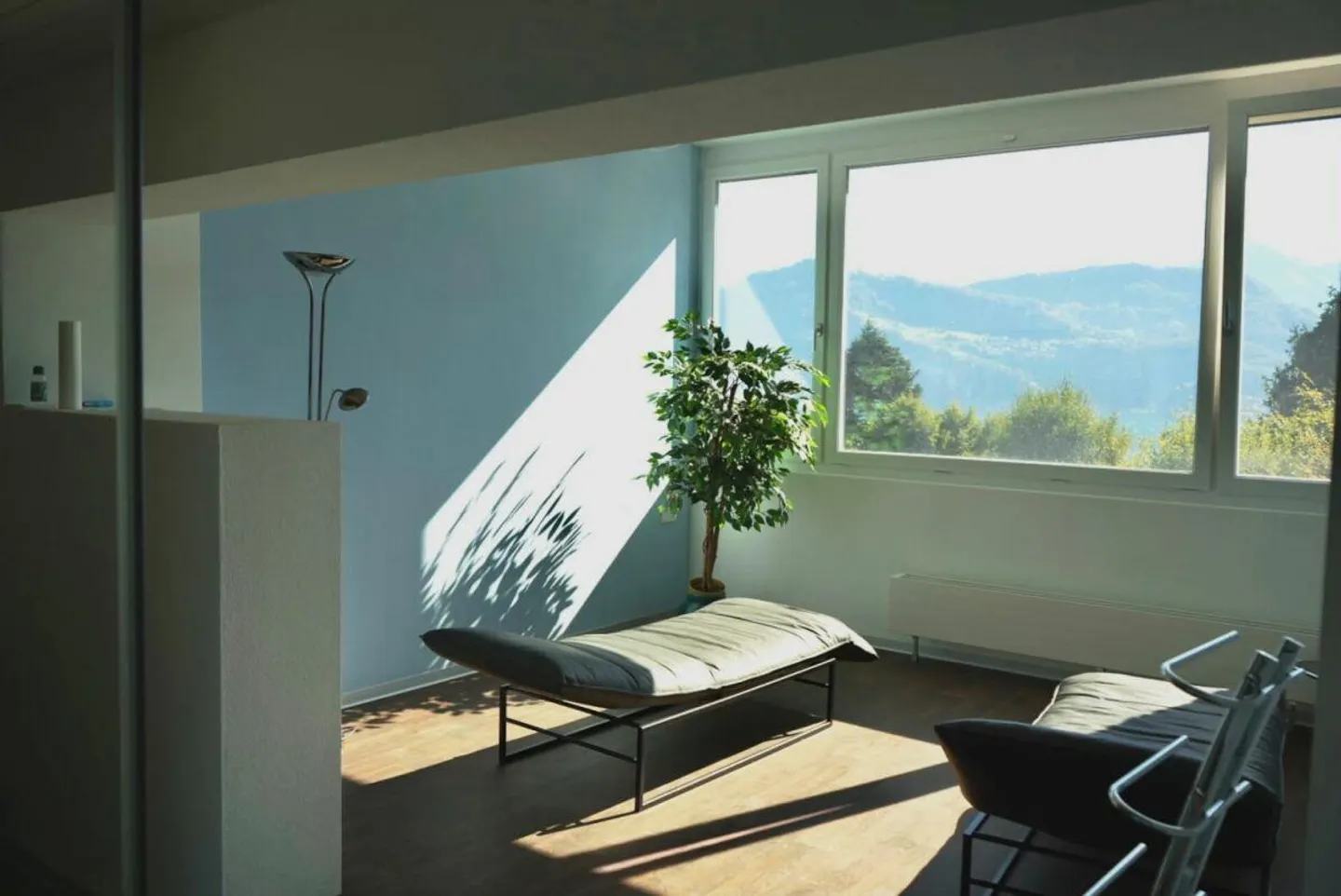 Appartamento duplex esclusivo di 5½ locali con vista panoramica sul lago e sulle montagne - Foto 19 di 29