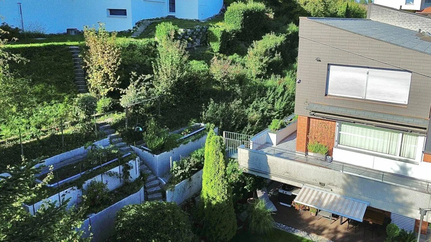 Appartamento duplex esclusivo di 5½ locali con vista panoramica sul lago e sulle montagne - Foto 25 di 29