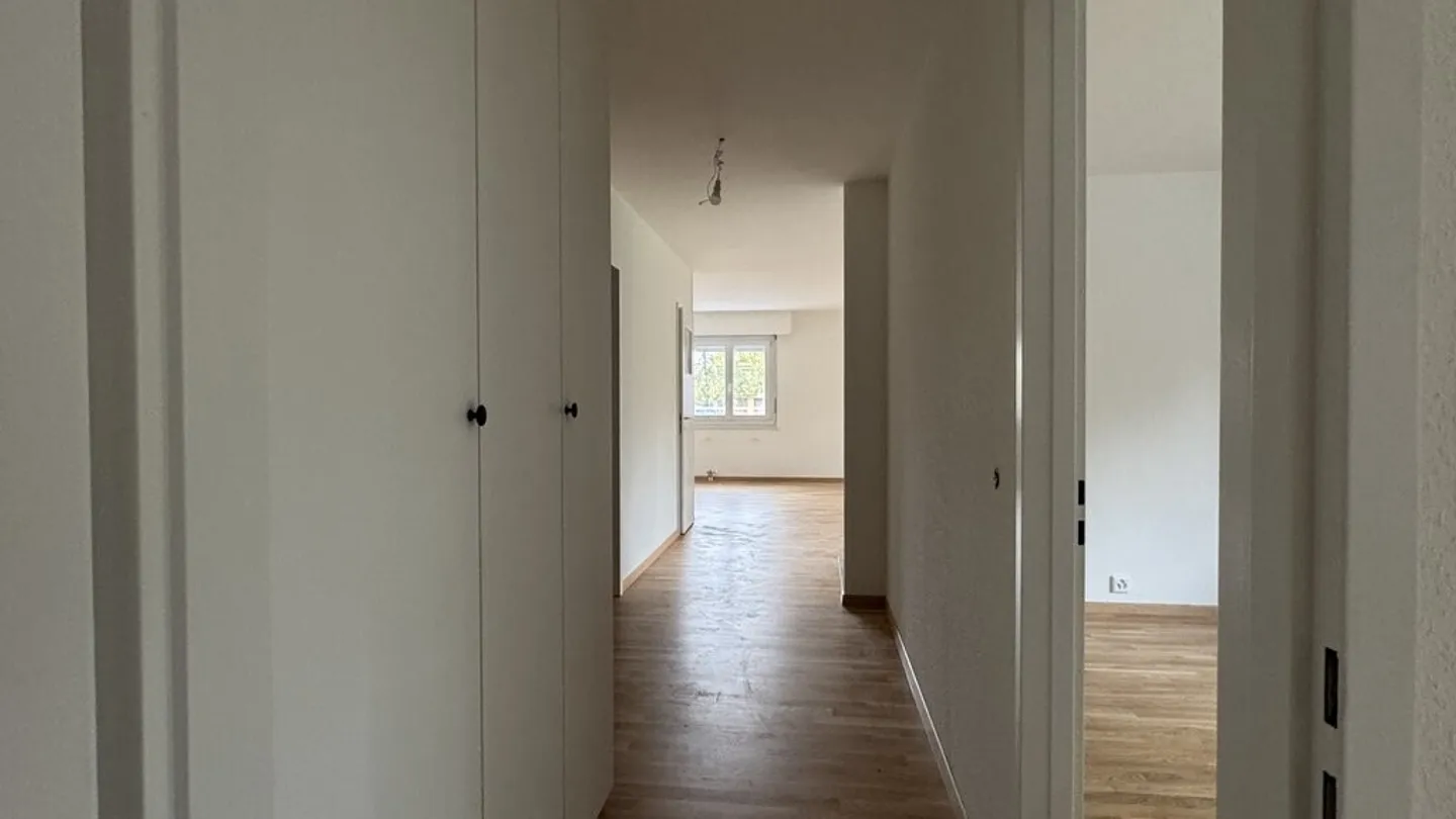 Renovated 3.5-room apartment on the 1st floor - Photo 7 of 11