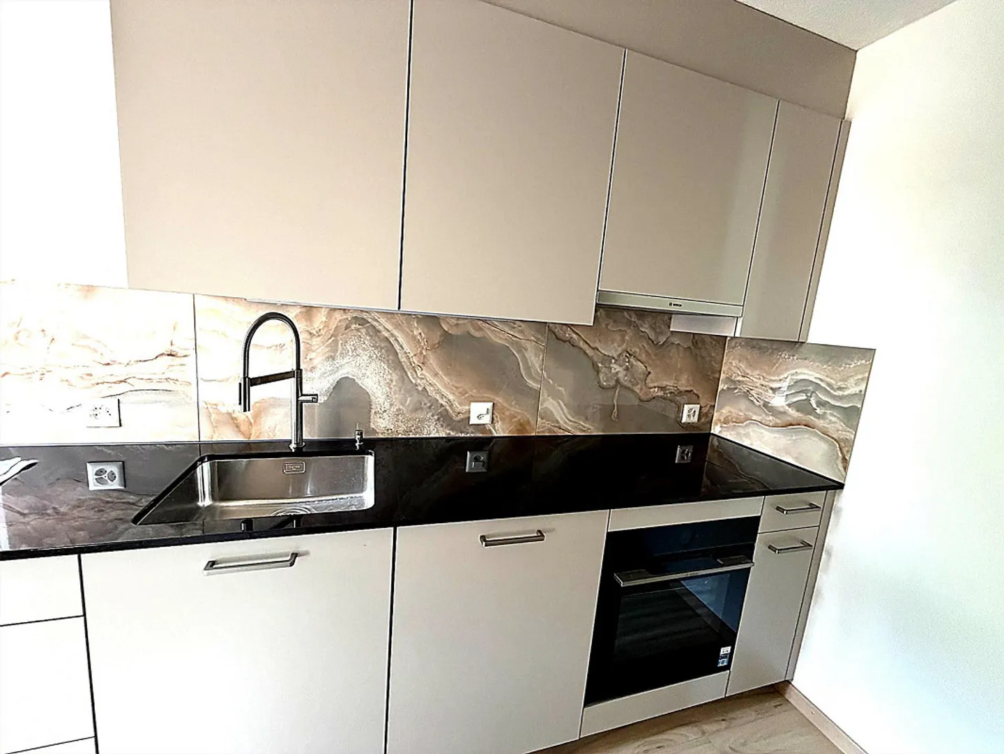 appartement 3.5 entièrement rénové - Photo 5 sur 15