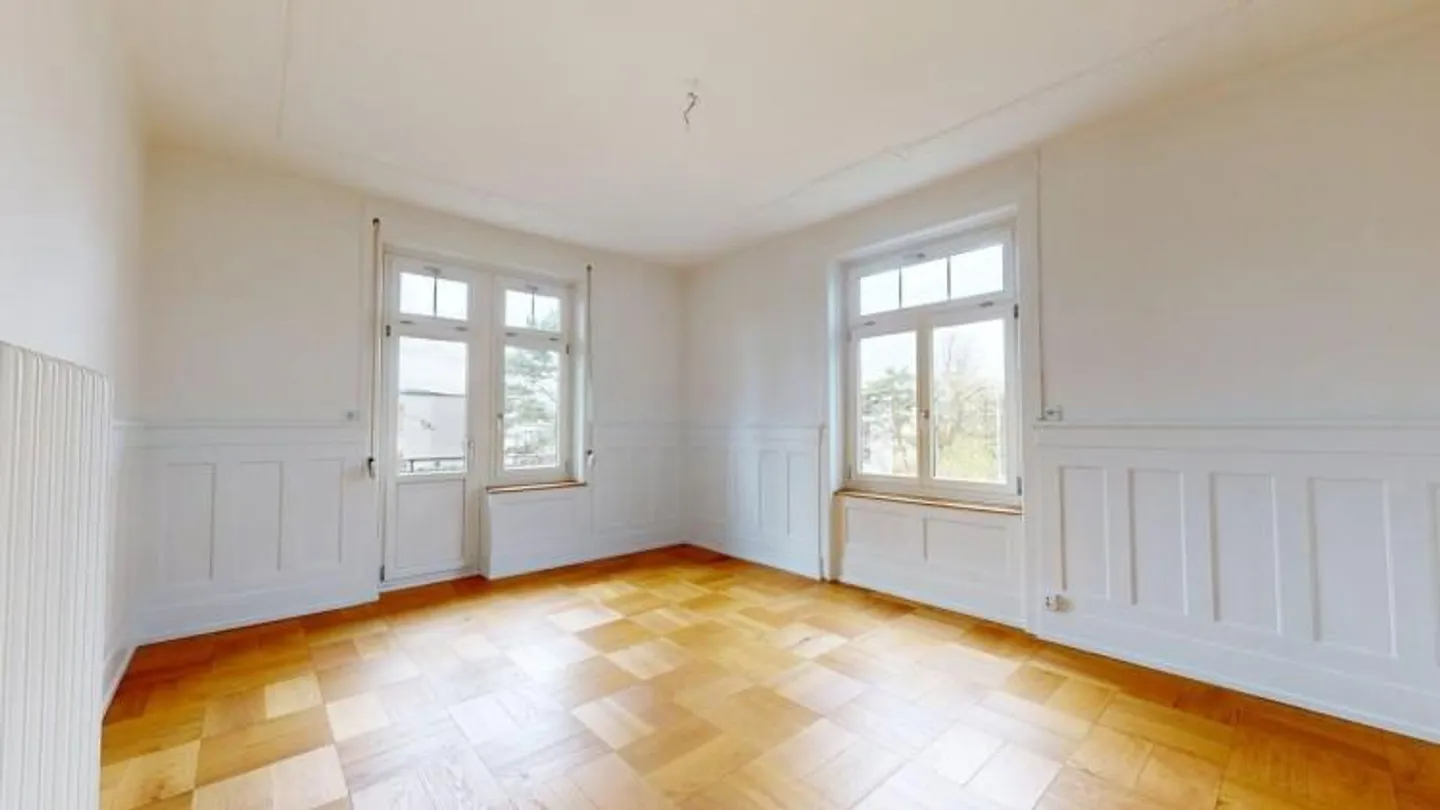 Renovated Art Nouveau Apartment in a Central Location - Photo 5 of 10