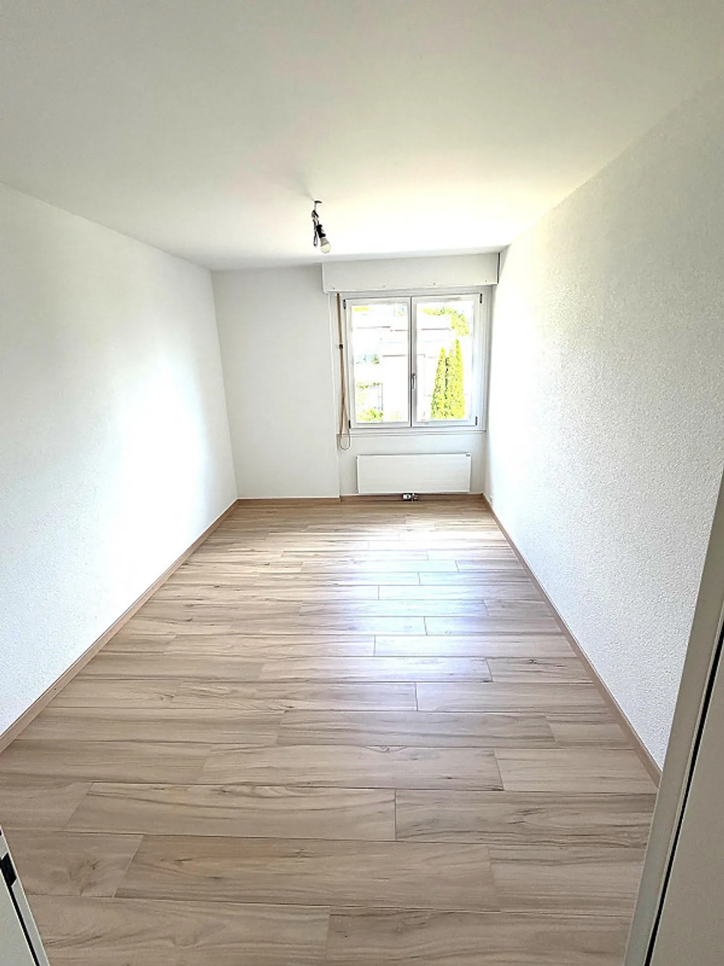 appartement 3.5 entièrement rénové - Photo 15 sur 15