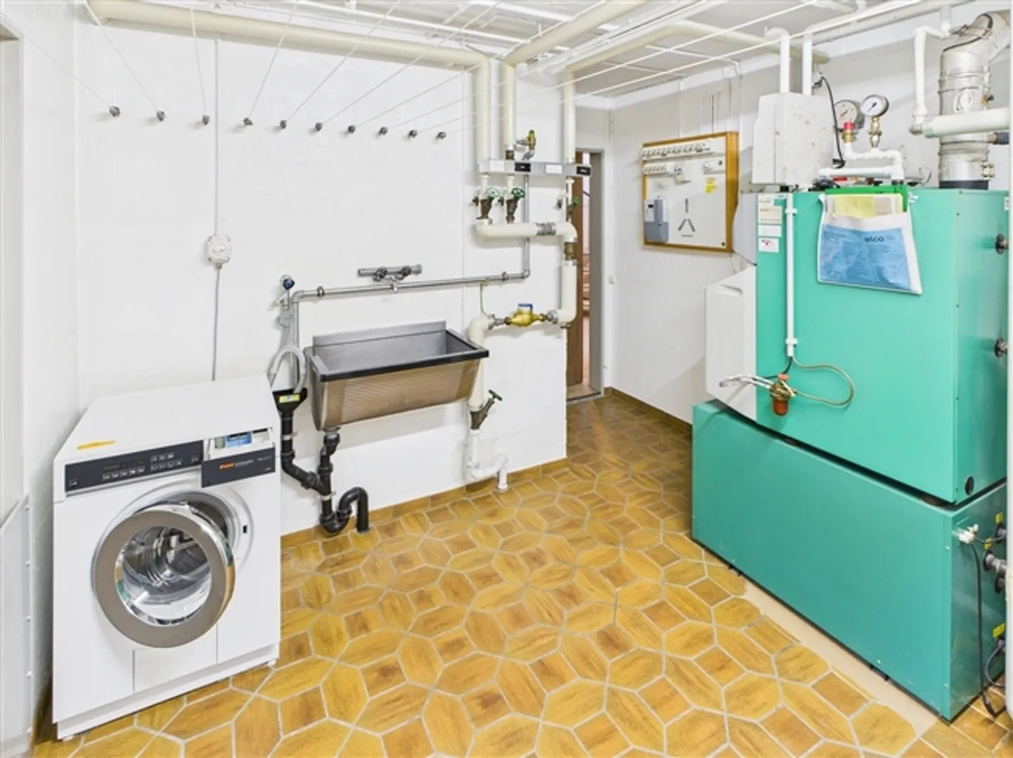 Charmantes Einfamilienhaus in Kriens - Foto 12 von 16