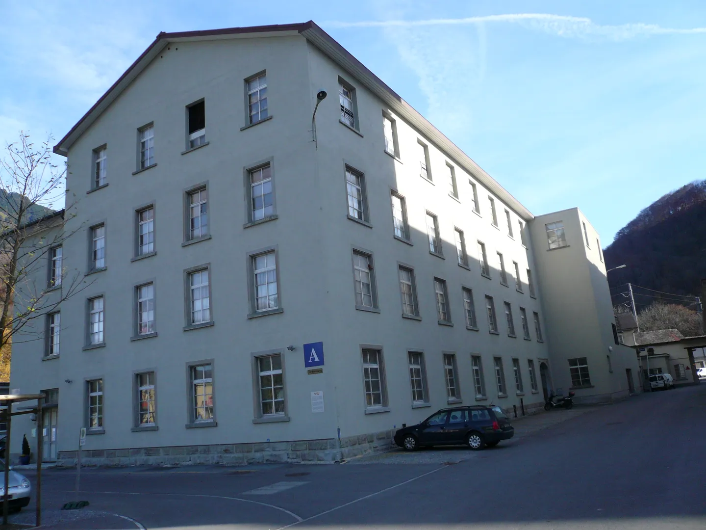 Espace commercial de 500 m2 divisible - Photo 2 sur 7