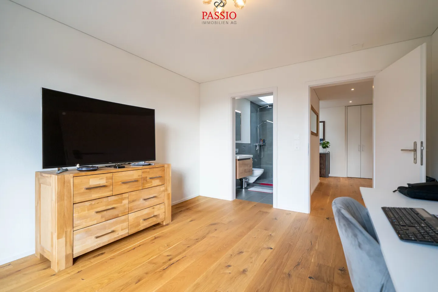 Moderno appartamento attico di 3,5 stanze con grande terrazza e vista panoramica - Foto 15 di 21