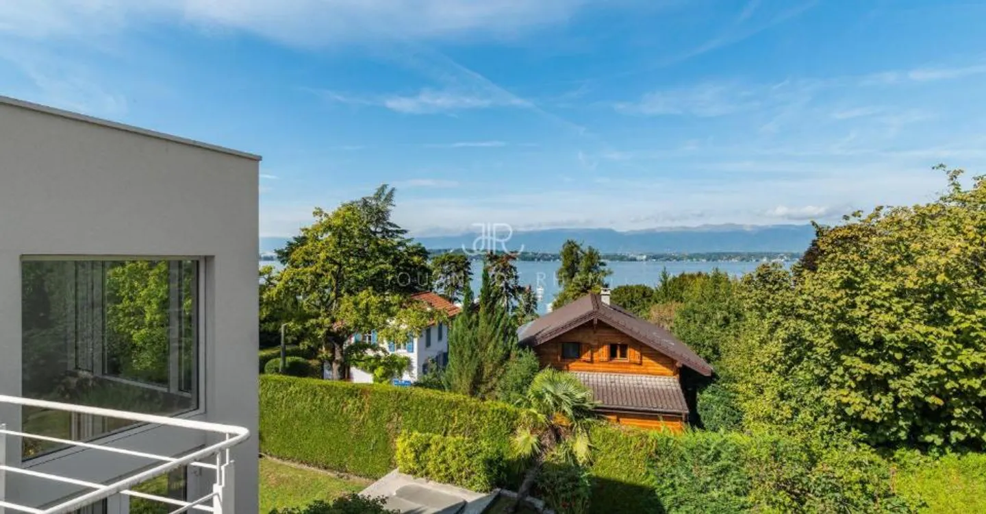 Cologny | Exclusive house for sale with lake view - Photo 3 of 3
