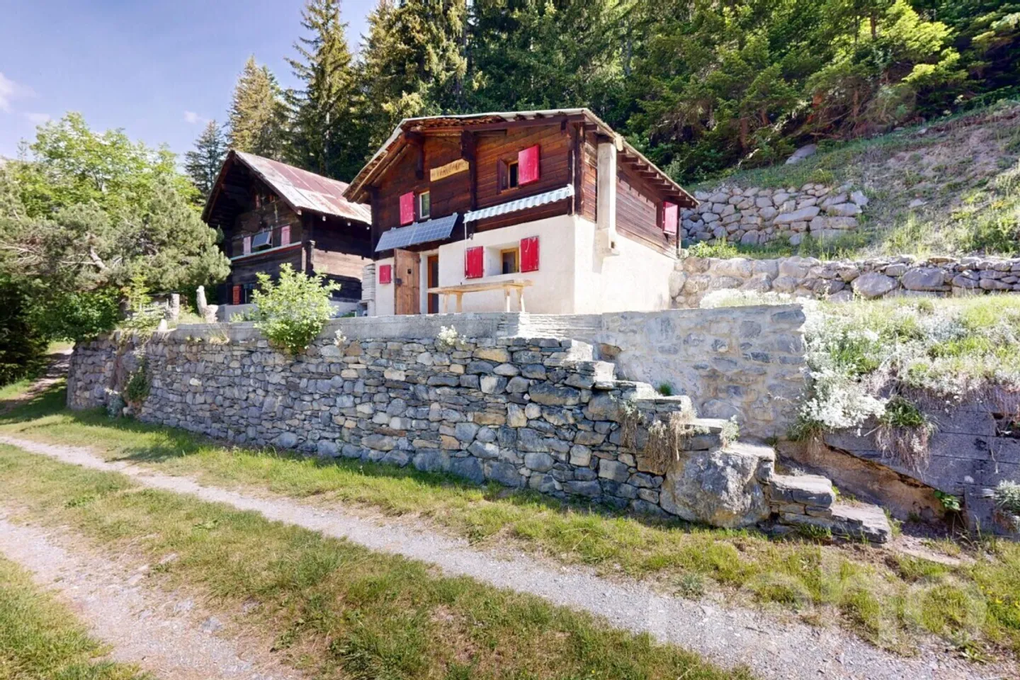 Mayen ristrutturato lungo un sentiero privato Savièse/Sanetsch facilmente accessibile - Foto 8 di 12