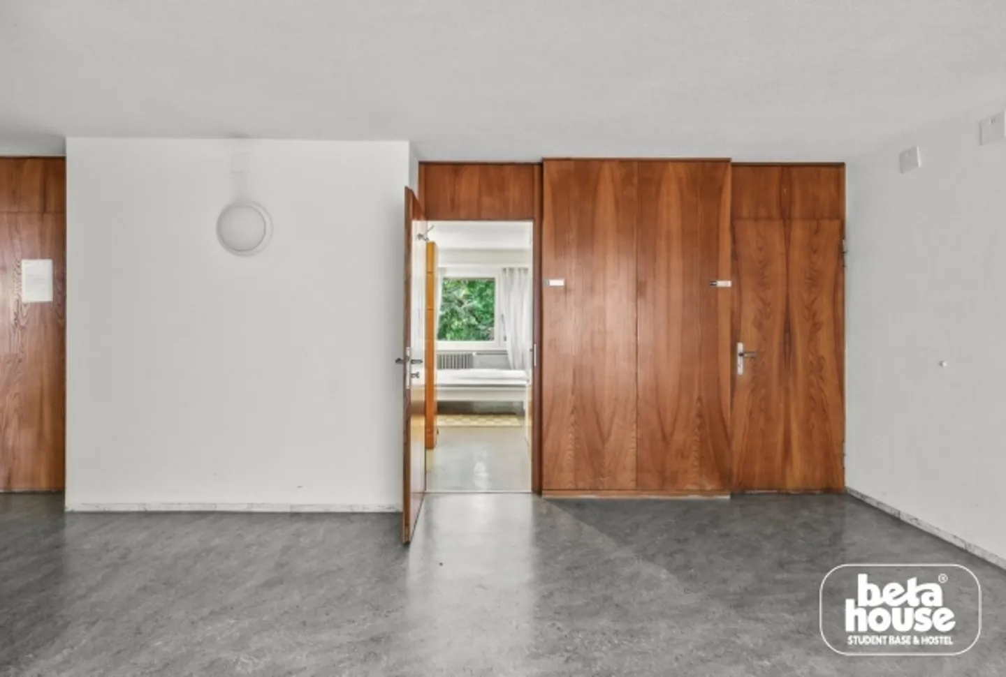 Betahouse incoming. - Photo 5 of 11