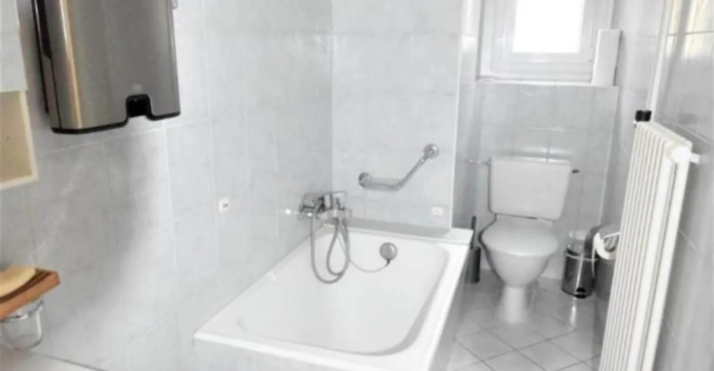 Ufficio Incantevole a La Chaux-de-Fonds - Foto 10 di 10