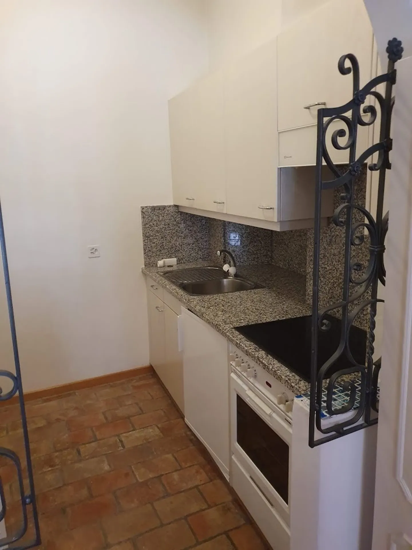 Appartamento in affitto - Foto 3 di 4