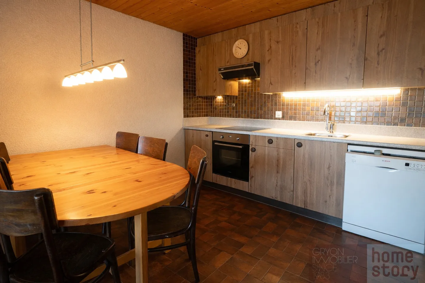 Duplex with fireplace and balcony in Gryon - Alpes des Chaux - Photo 6 of 10