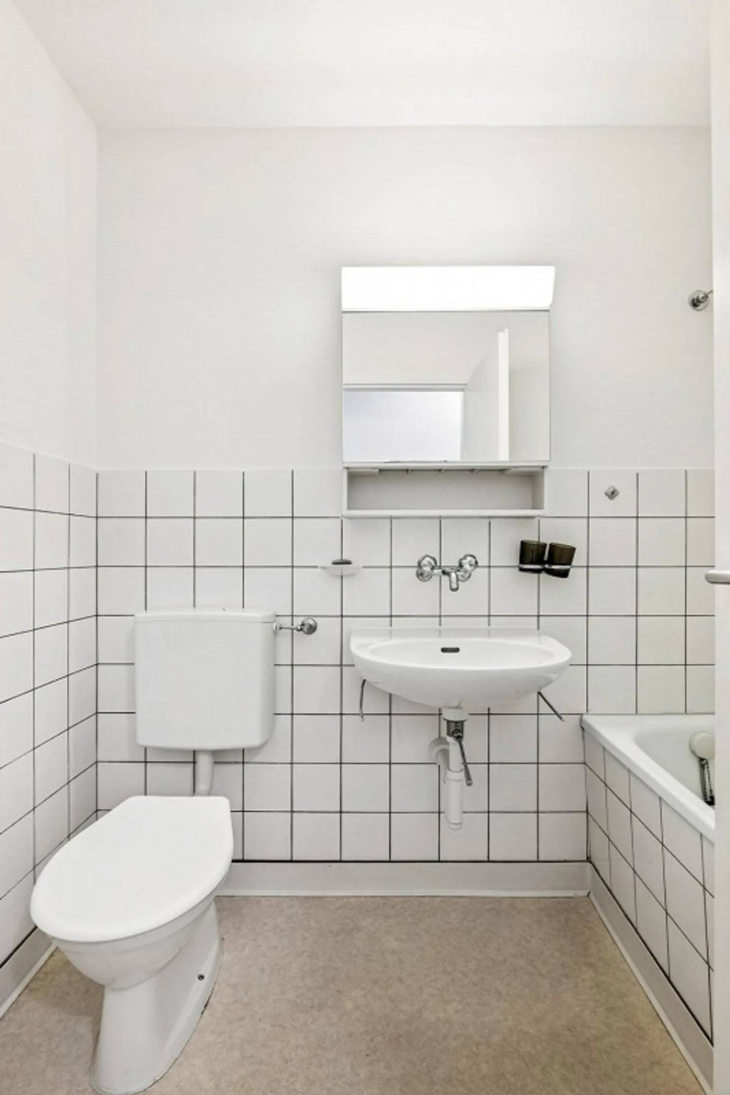 Apartment for rent - Photo 6 of 6