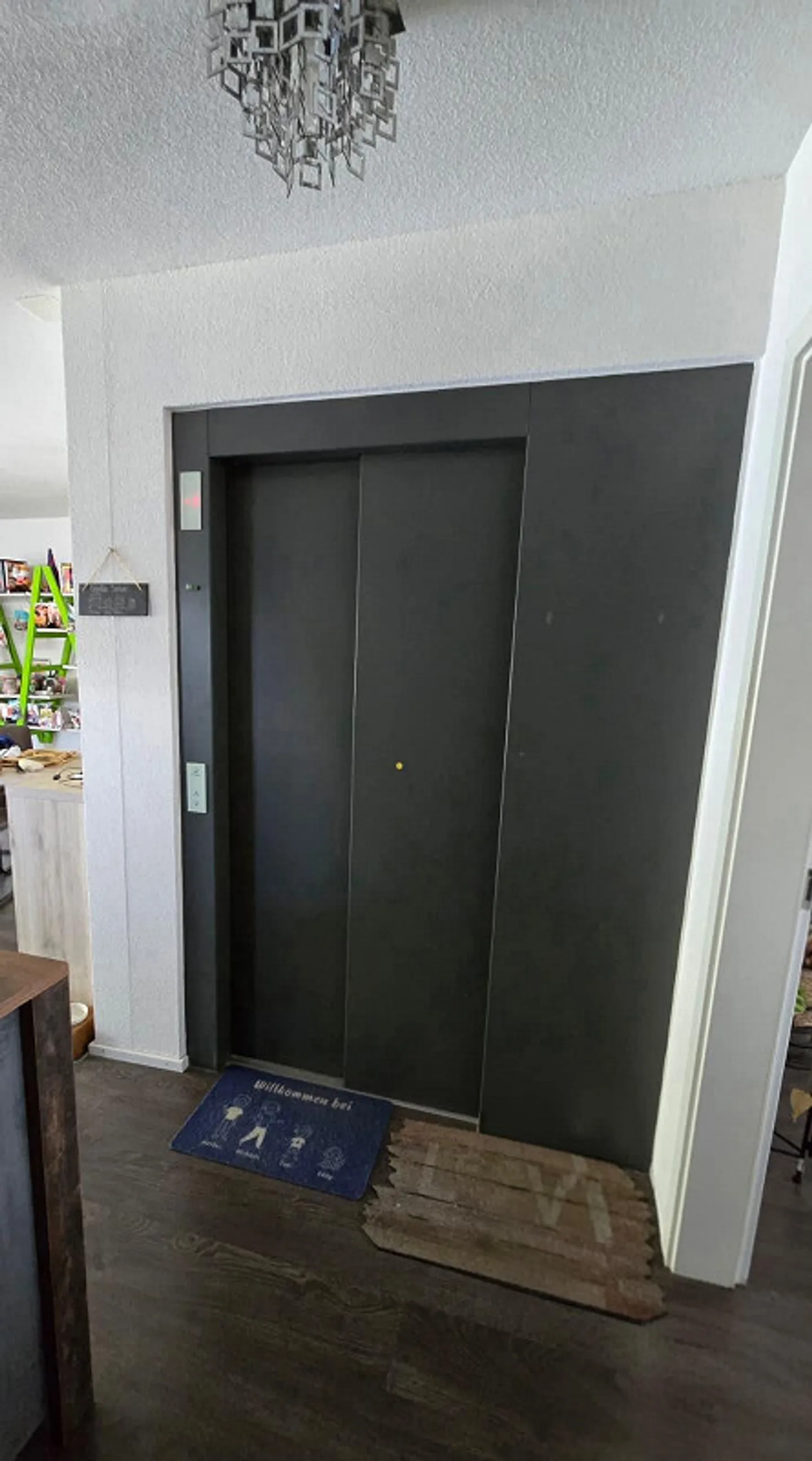 Attika Wohnung mit 95 m² Terrasse & zusätzlichem Balkon - Photo 13 of 17