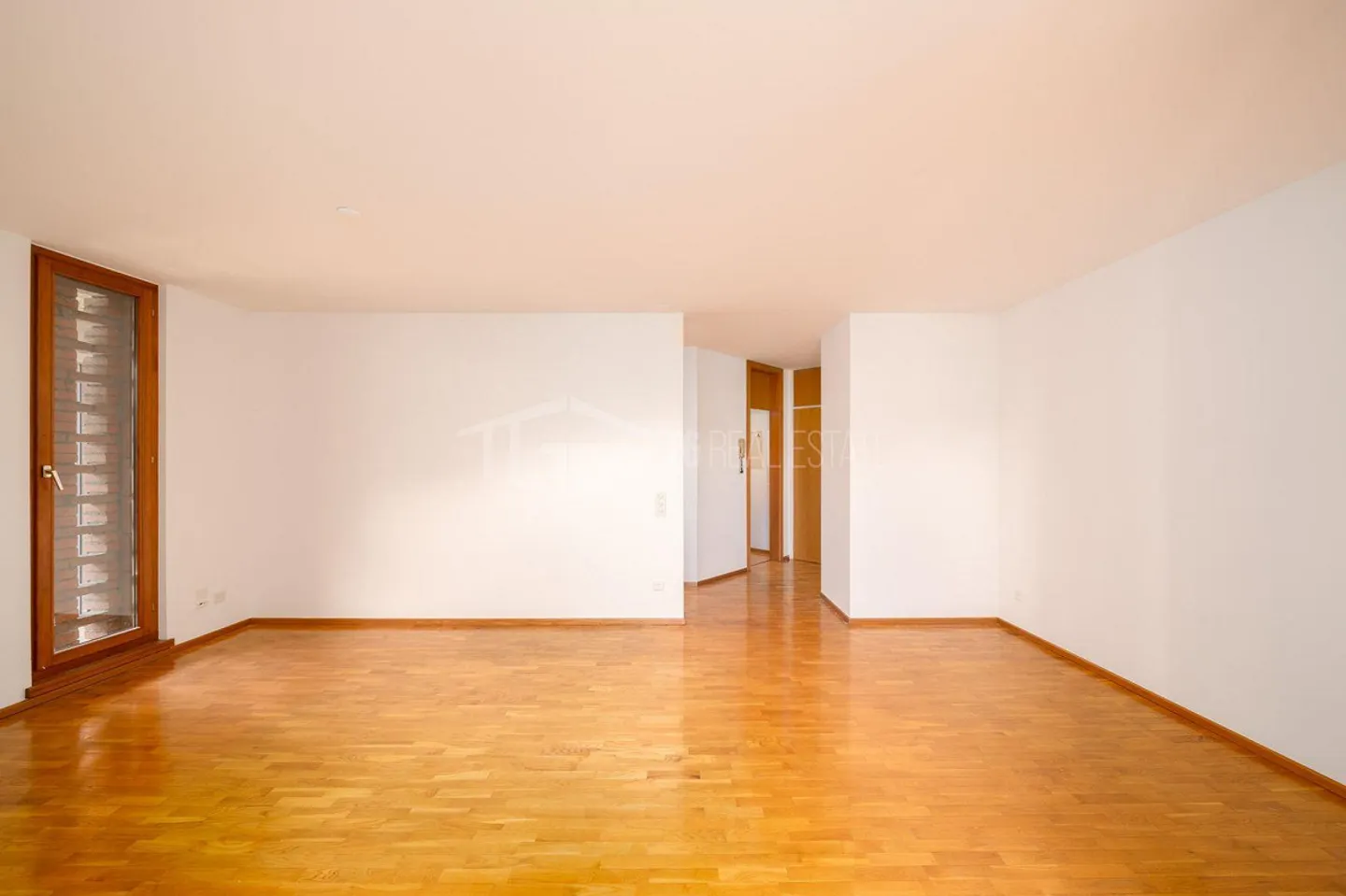 2,5-ZIMMER-WOHNUNG IN DER NÄHE DES BAHNHOFS - Foto 4 von 13