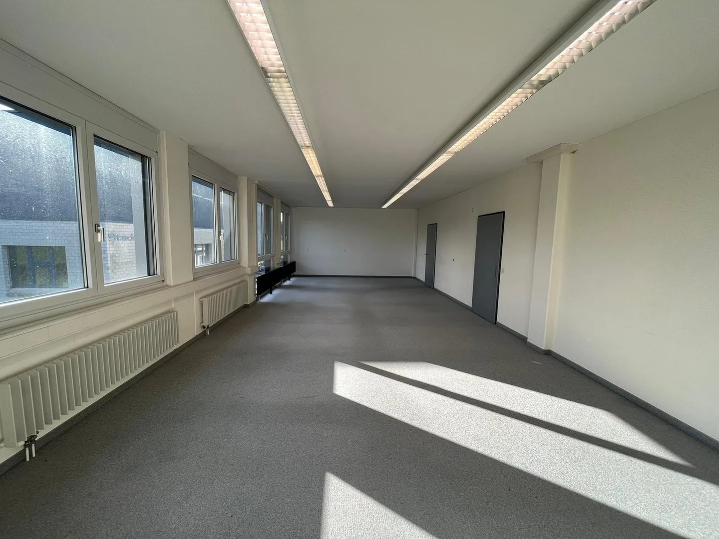 Ufficio bello e centrale in affitto - Foto 7 di 11