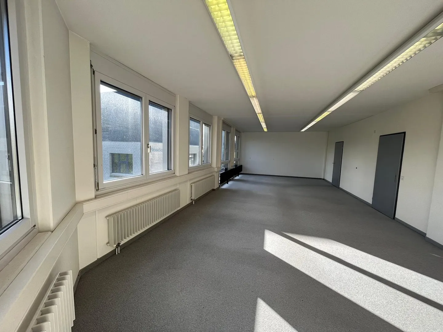 Ufficio bello e centrale in affitto - Foto 9 di 11