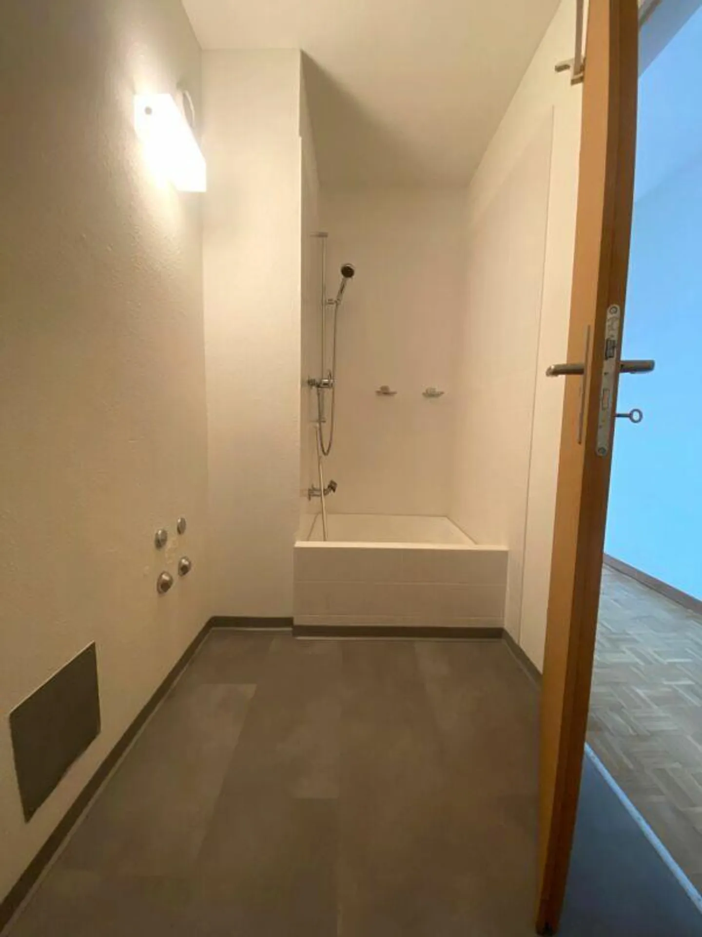 Geräumige Wohnung mit offener Küche - Foto 5 von 13