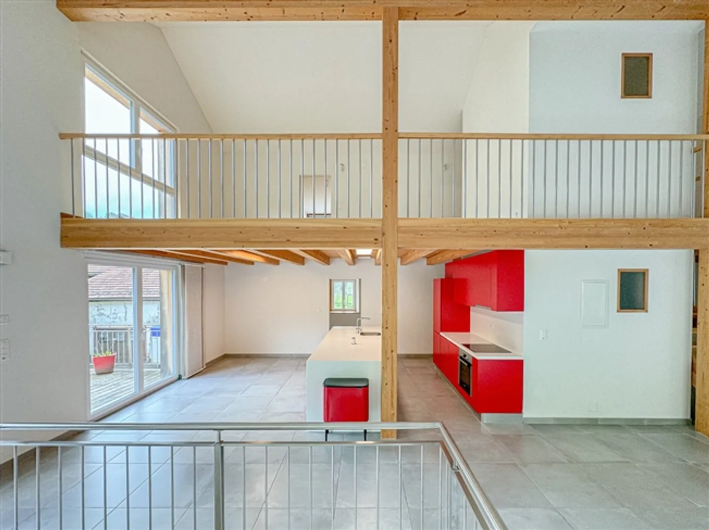 Maison jumelée avec 2 appartements entièrement rénovés avec 4 garages - Photo 9 sur 20