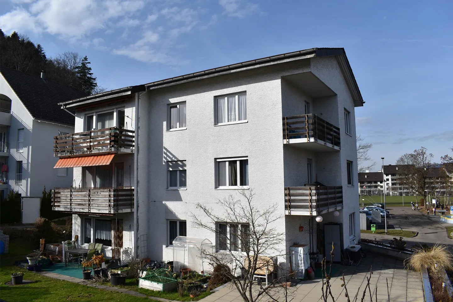 Studio affascinante in un edificio residenziale ben tenuto a Spreitenbach - Foto 1 di 5