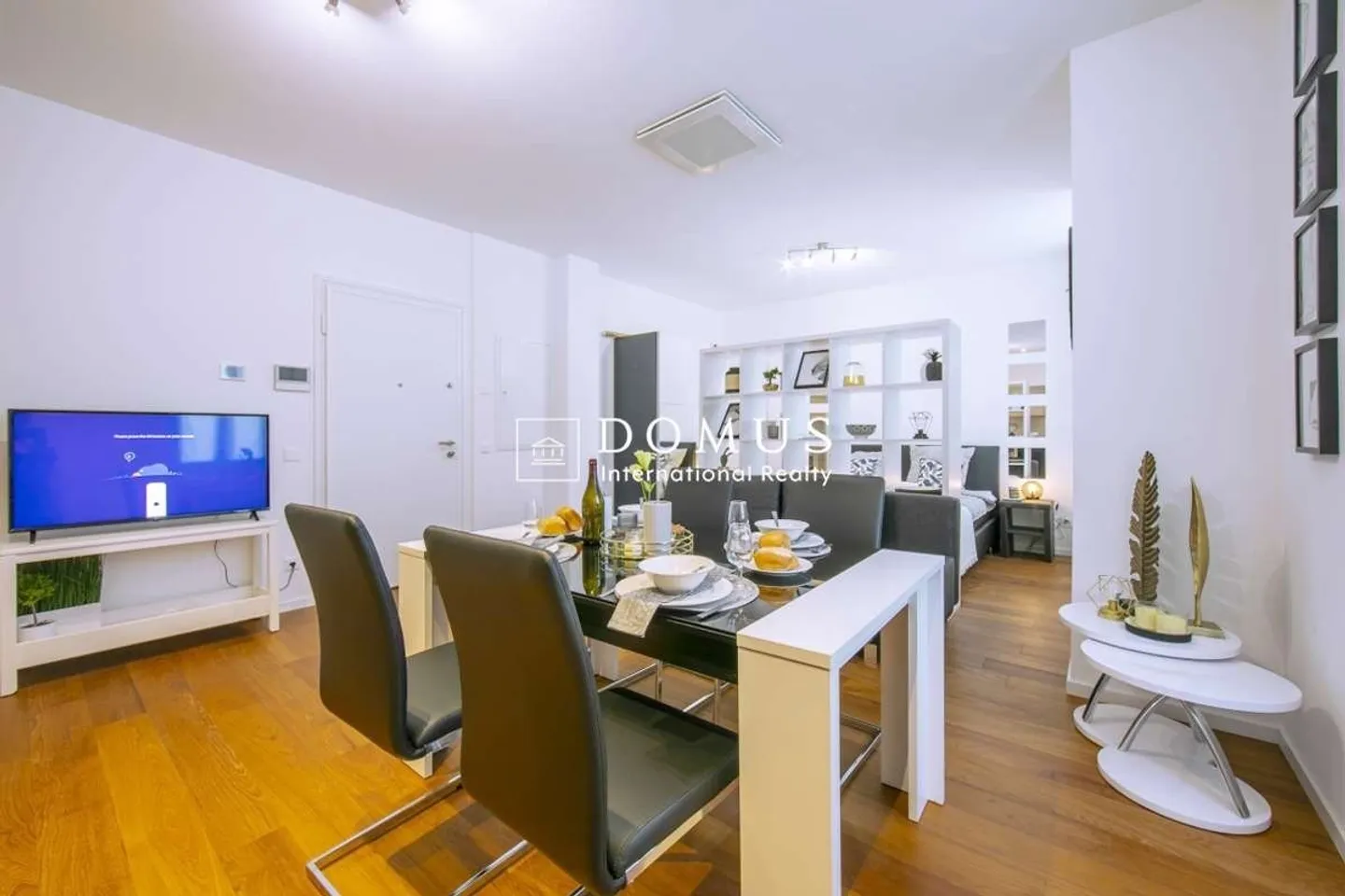 Elegantes Einzimmerapartment in Lugano - Foto 2 von 6