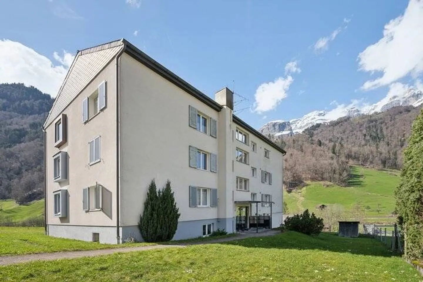 Appartamento Incantevole con Vista Montagna - Foto 8 di 8