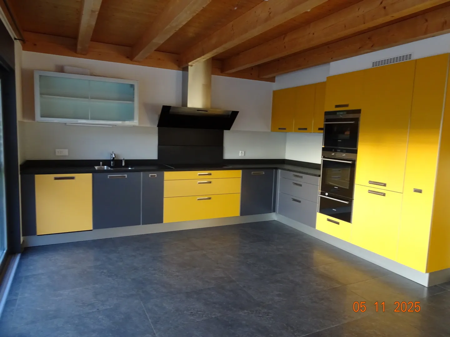 In vendita villa in PPE (sistema di riscaldamento centrale) 4,5 camere a Leytron - Foto 3 di 11