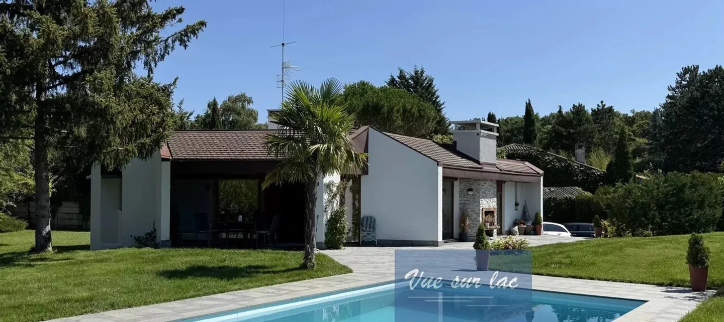 VILLA DE LUXE À VESSY AVEC VUE CAMPAGNE ET PISCINE - Foto 3 di 13
