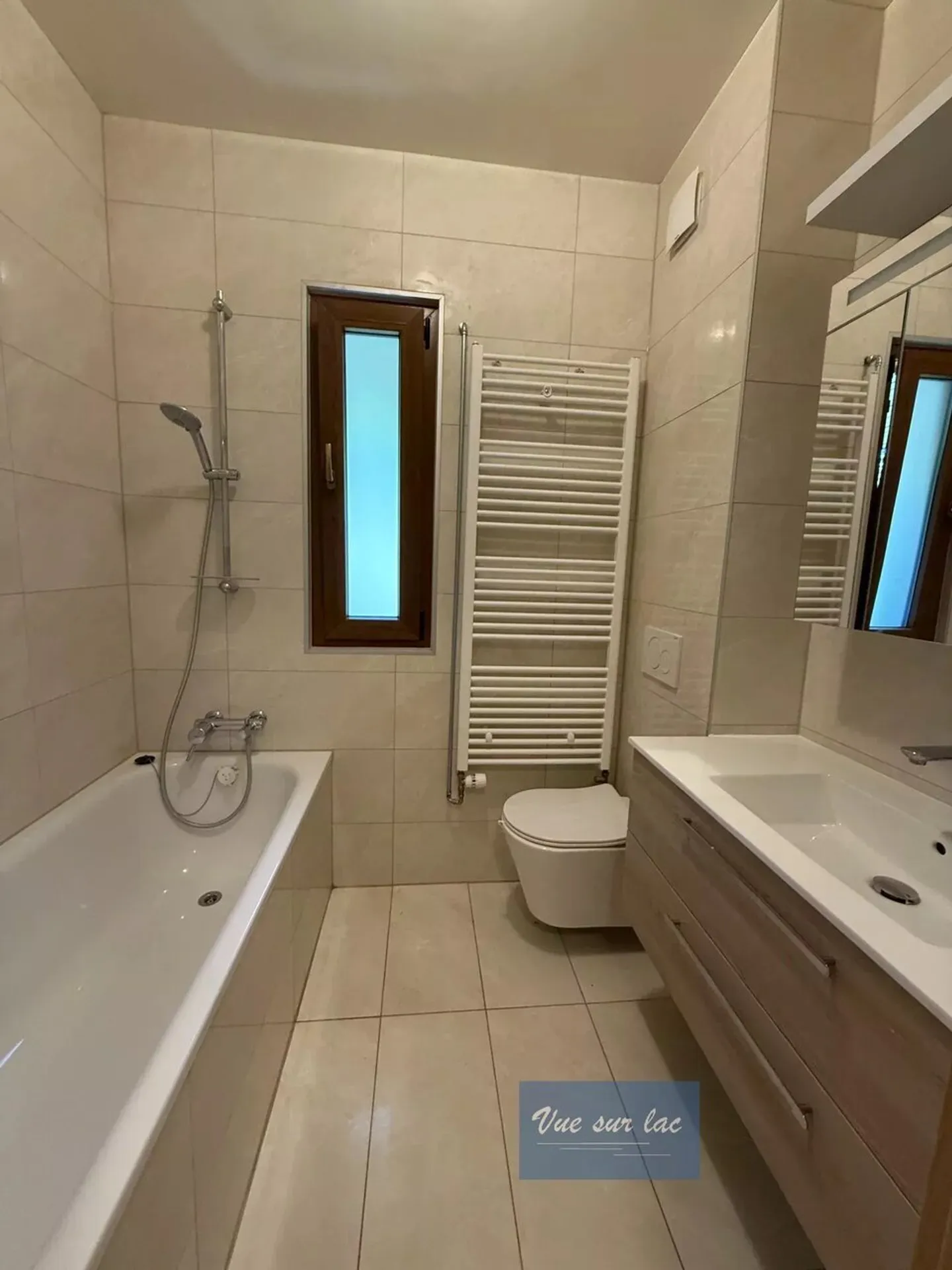 VILLA DE LUXE À VESSY AVEC VUE CAMPAGNE ET PISCINE - Foto 12 di 13