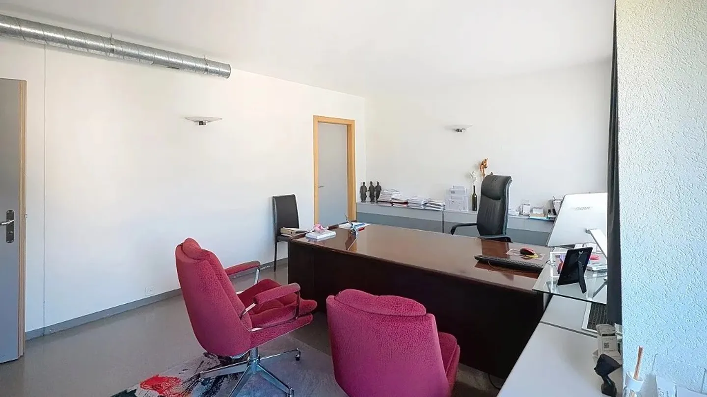 Bureau Central à Sion - Photo 5 sur 9