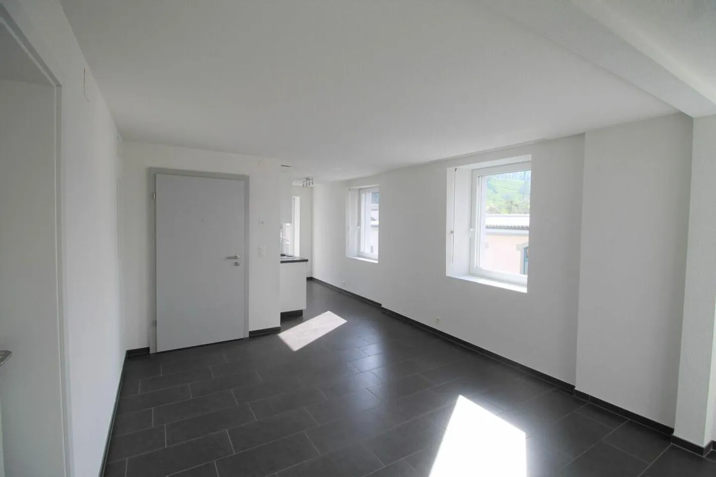 Appartement idéal pour célibataire à Rheineck - Photo 3 sur 8