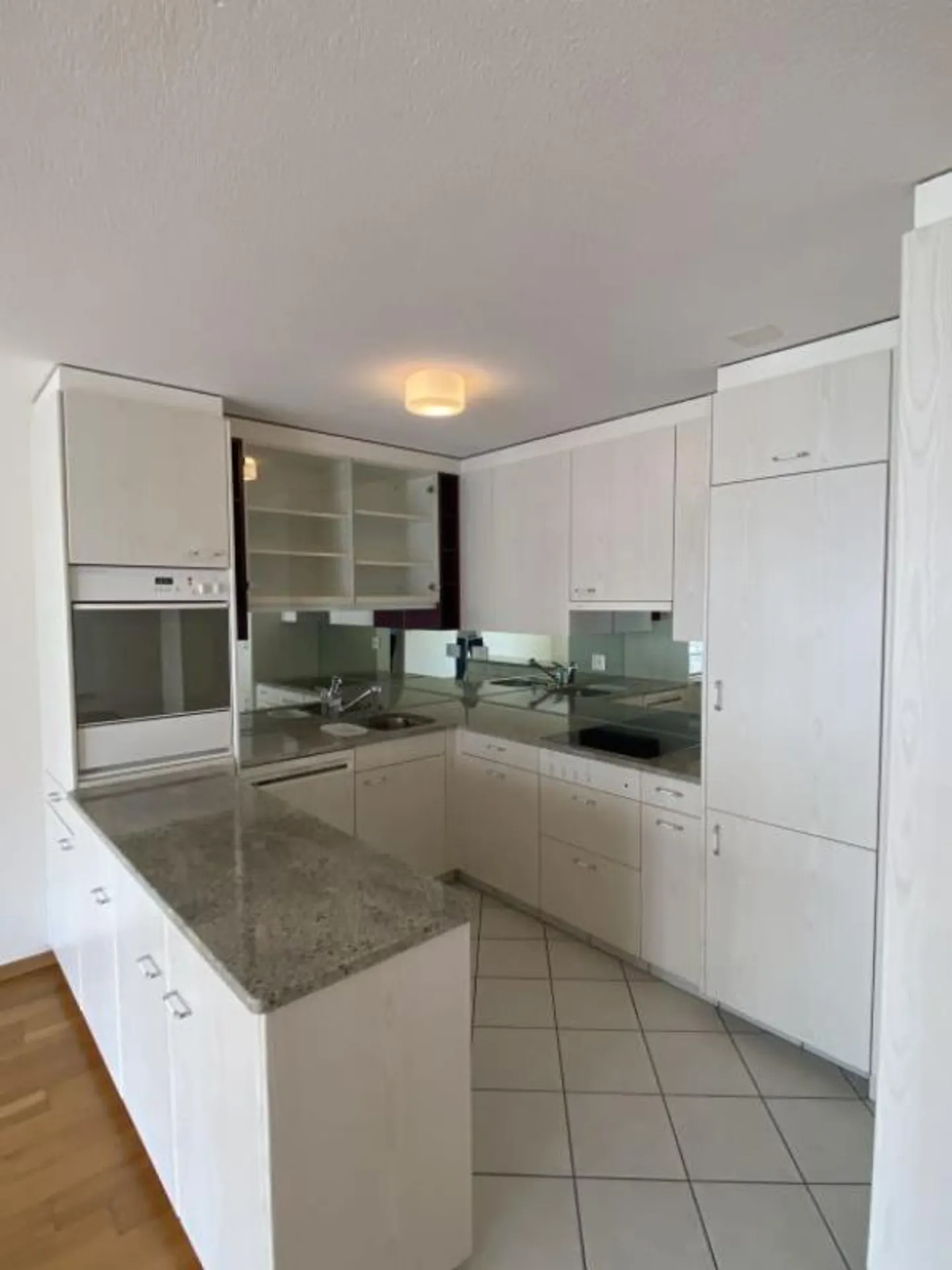 La tua casa in una zona residenziale tranquilla - Foto 2 di 8