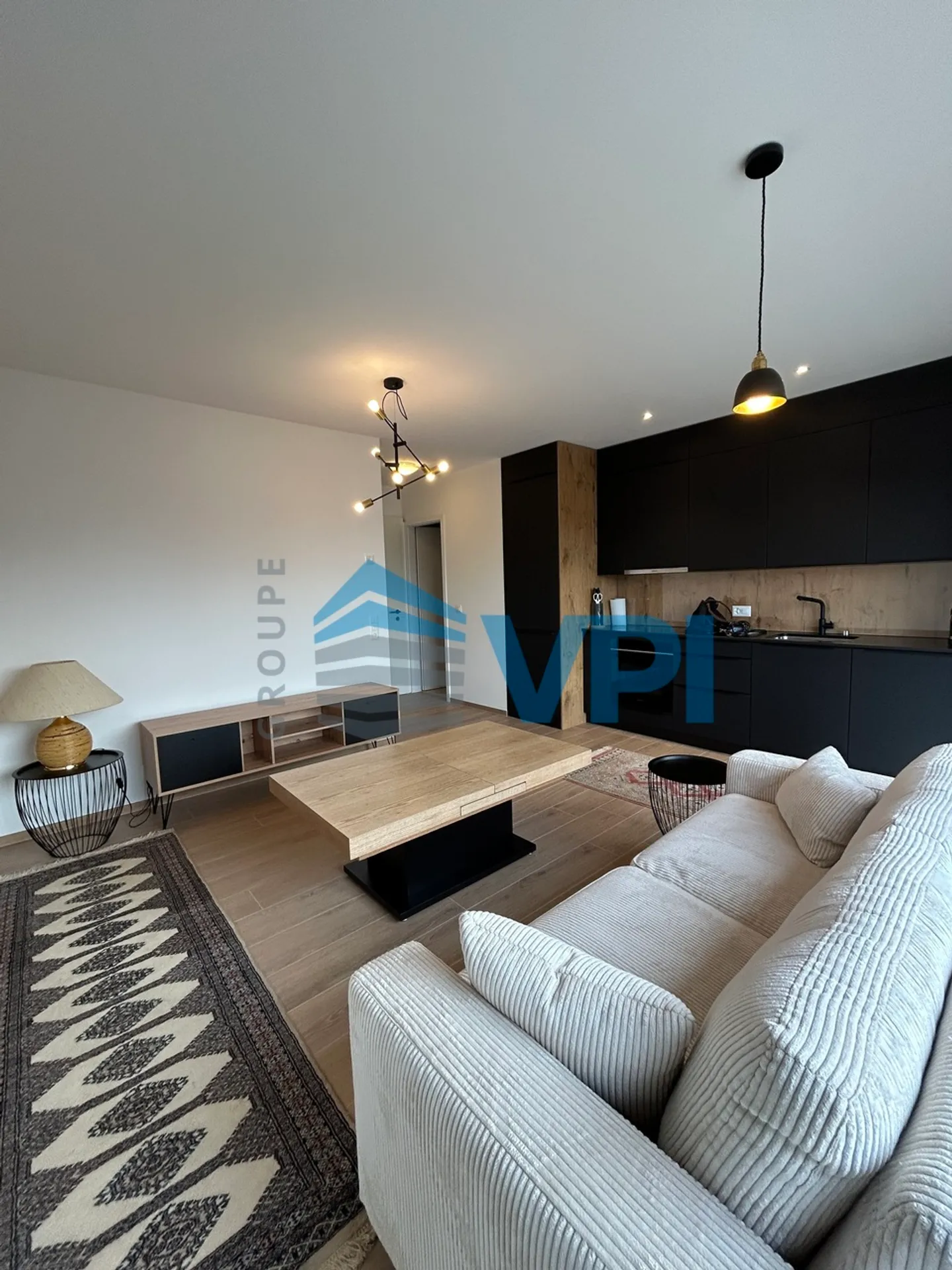 Magnifique 2.5 pièces meublé attique à Corsier Village - Photo 1 sur 6