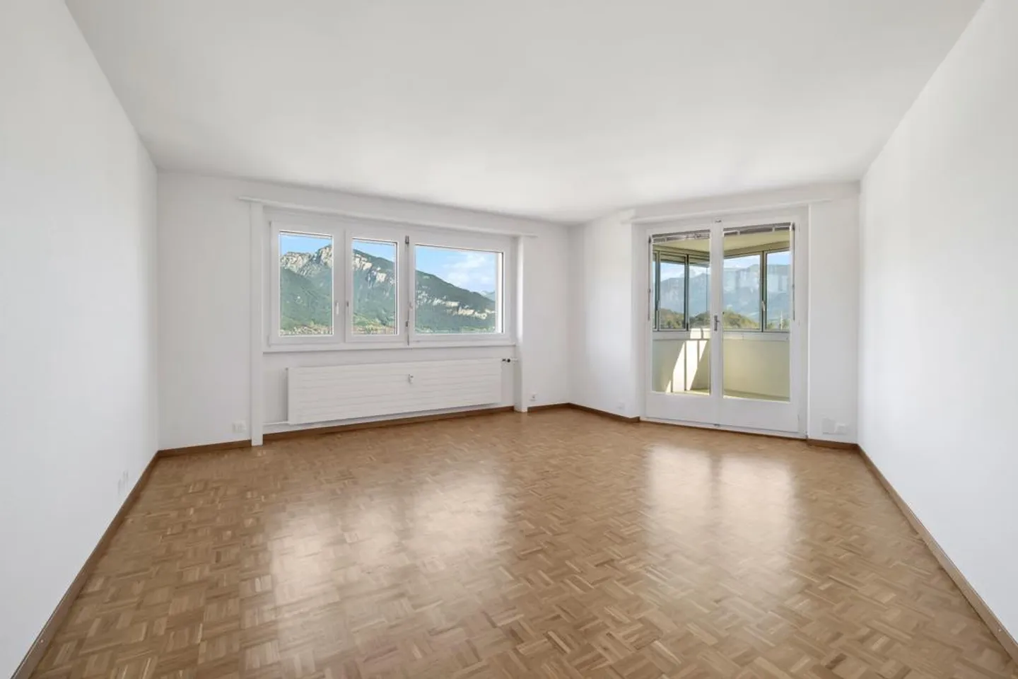 RENT WITHOUT DEPOSIT - New home with a view of Lake Thun - Photo 4 of 10