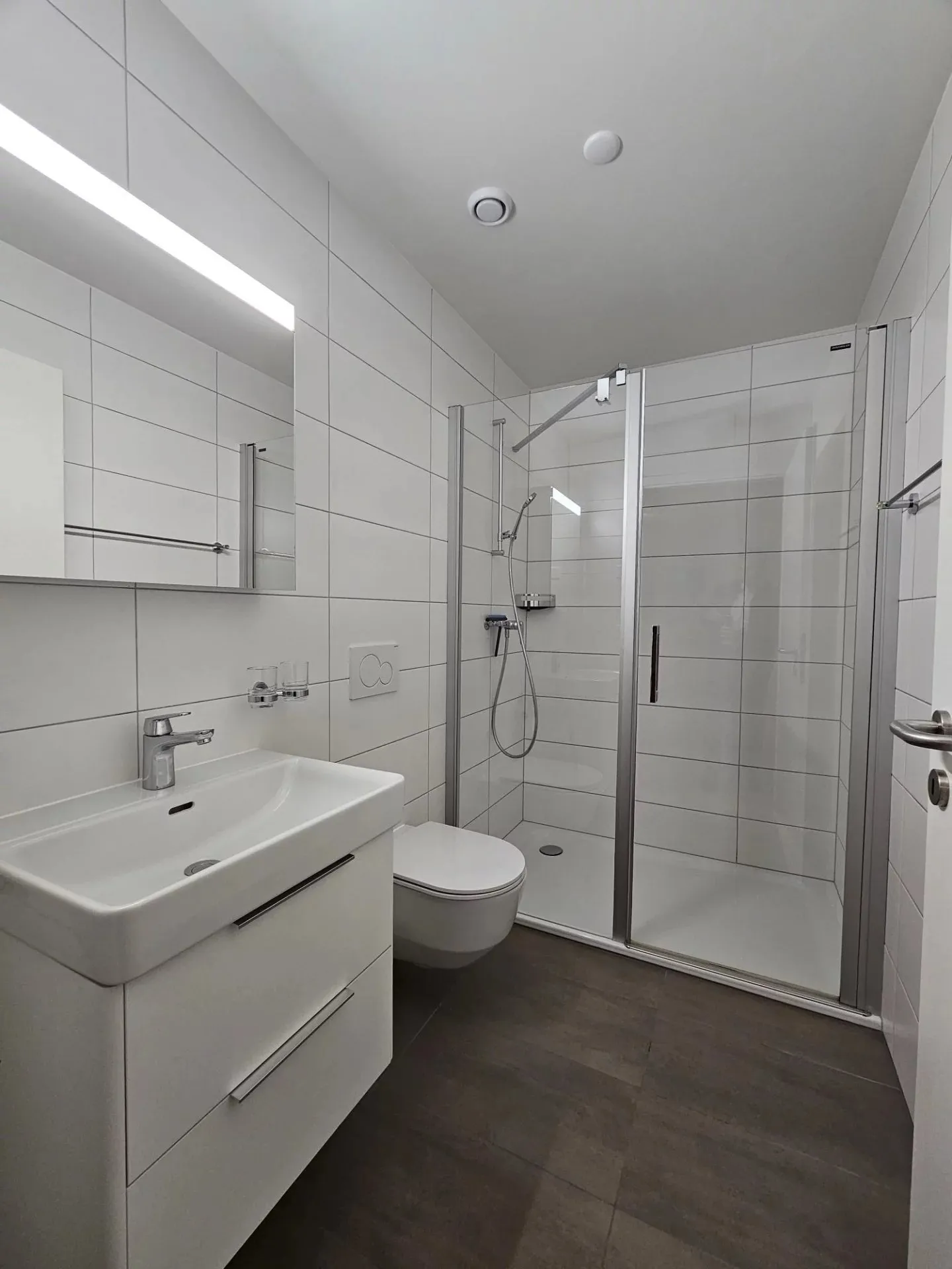 Bellissimo appartamento contemporaneo di 3,5 stanze con balcone - Foto 7 di 11