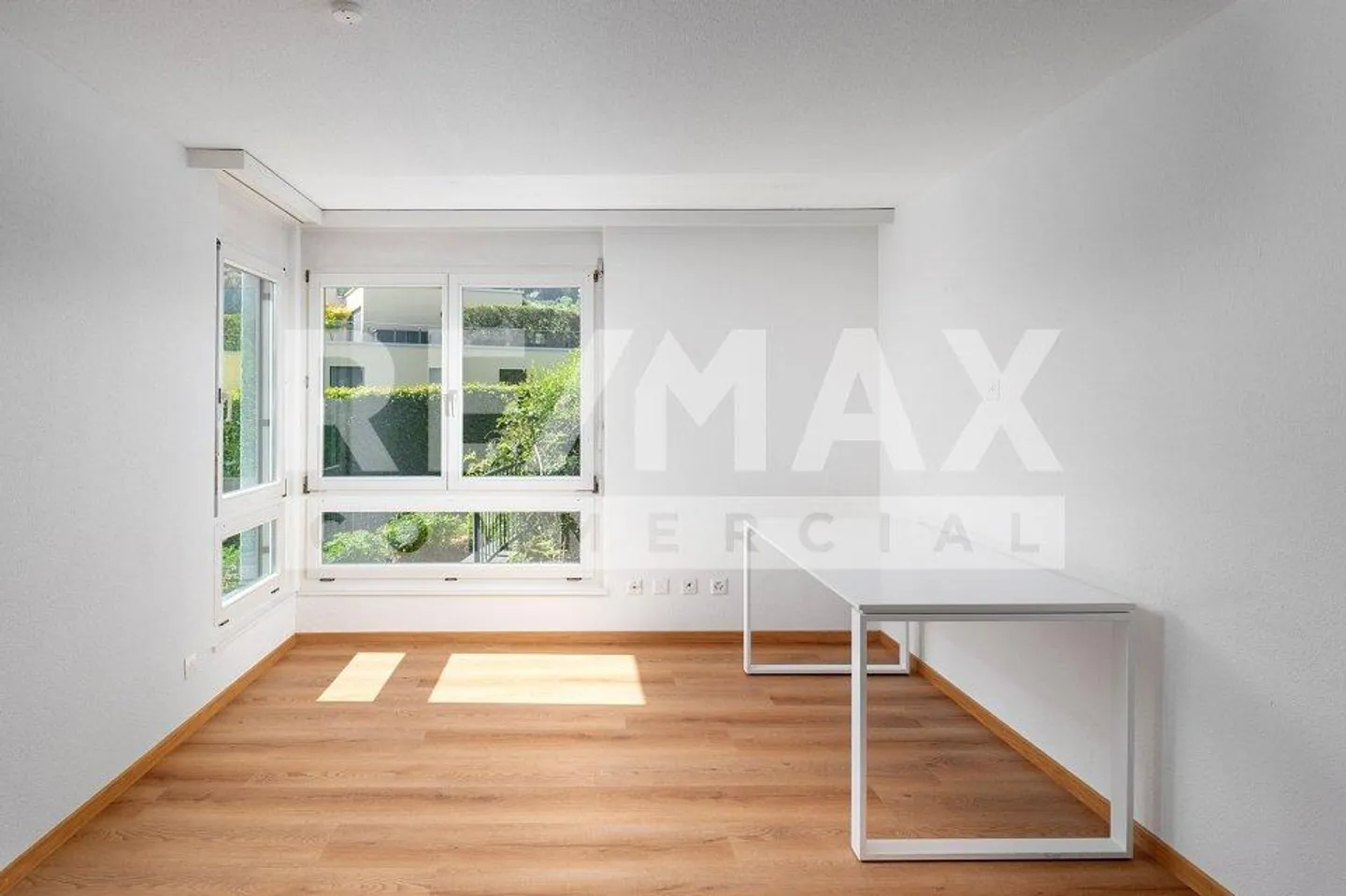Espace de bureau représentatif dans la commune fiscalement avantageuse de Wilen-Wollerau... - Photo 5 sur 13