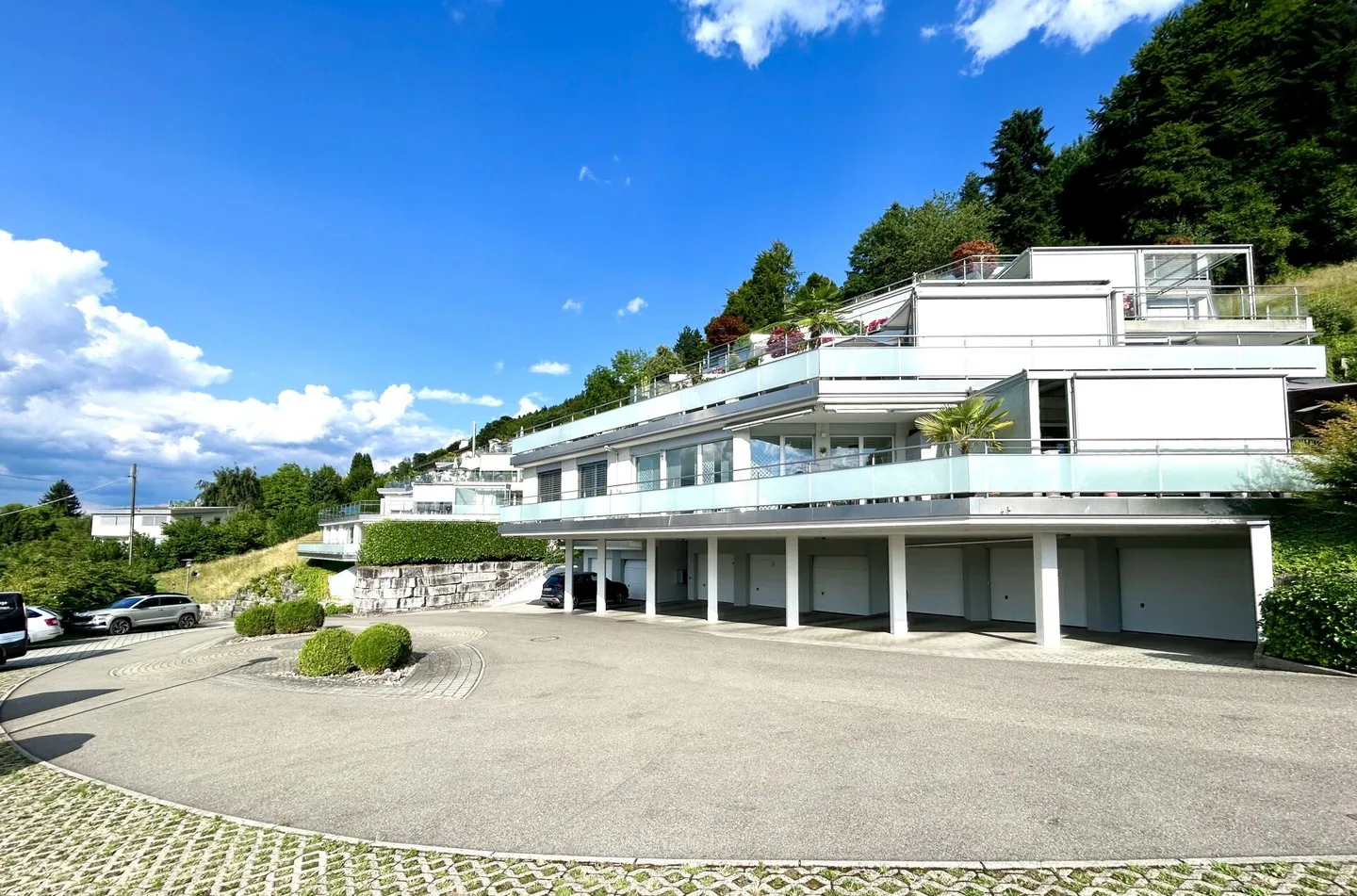 Gioiello residenziale inondato di luce a Ebikon! - Foto 1 di 13