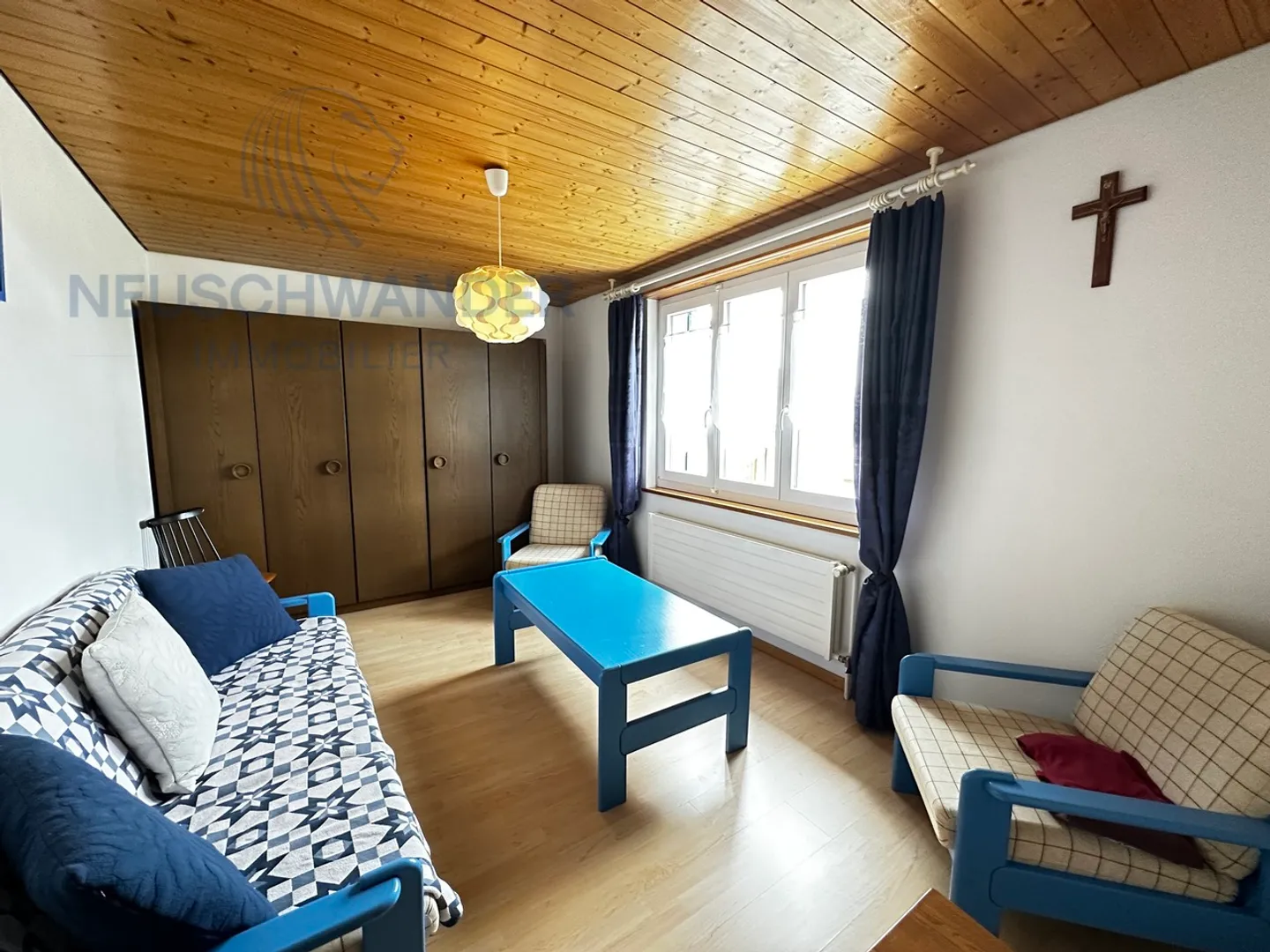 Helle mit großem üppigen Garten - Foto 25 von 28