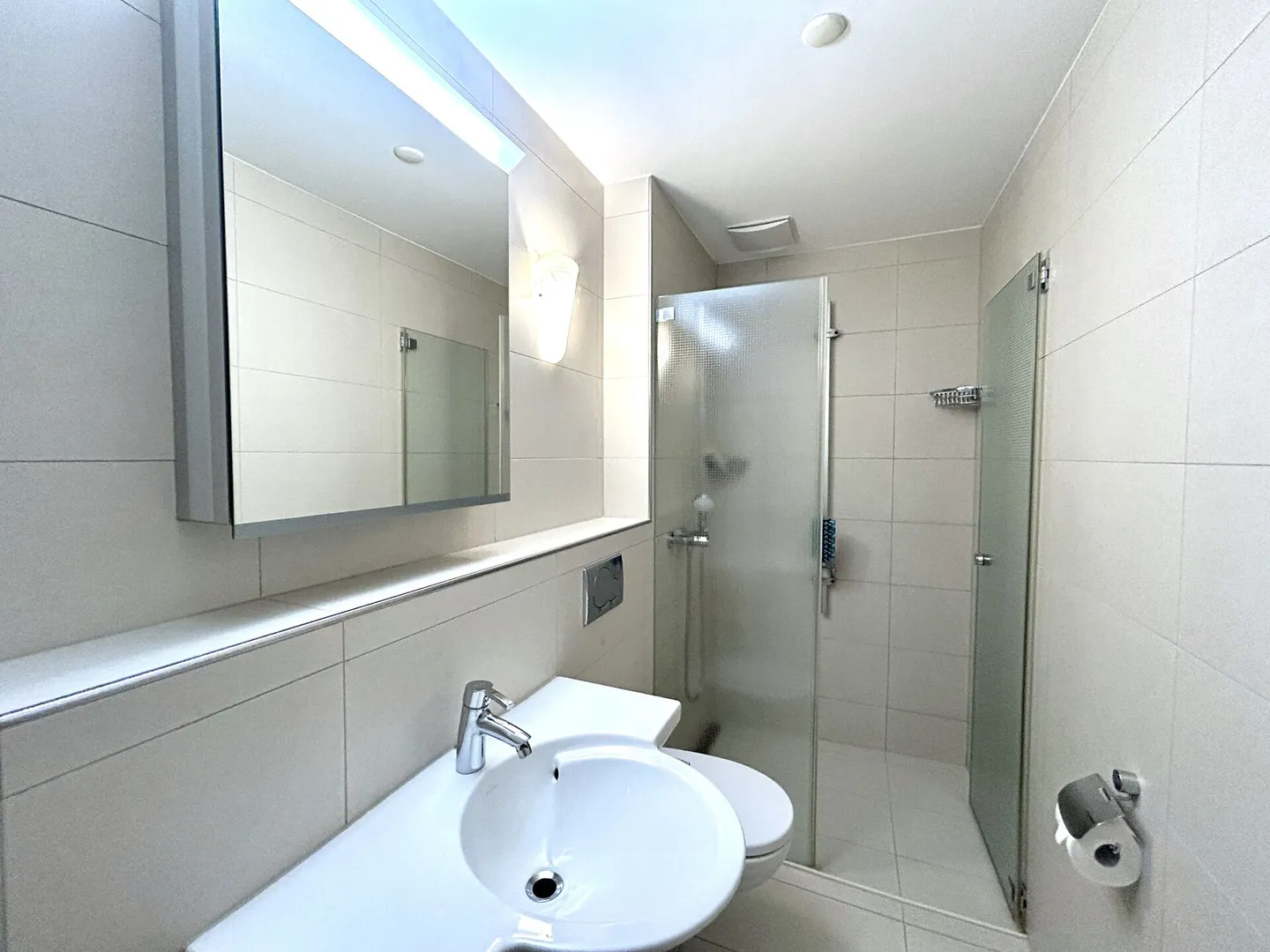 Gioiello residenziale inondato di luce a Ebikon! - Foto 10 di 13