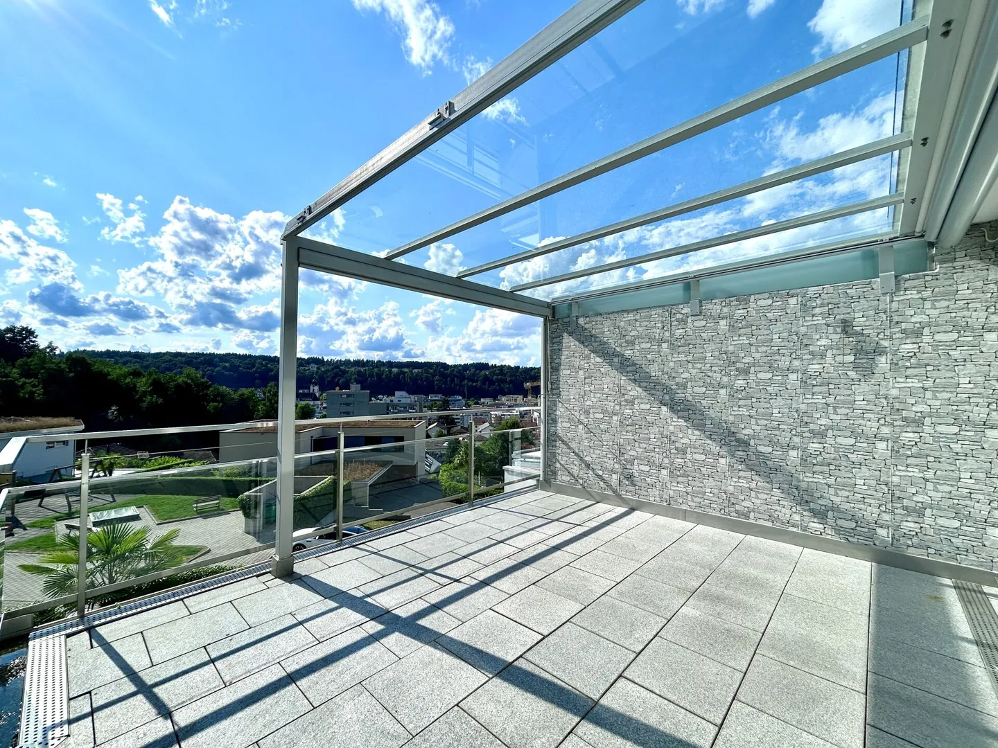 Gioiello residenziale inondato di luce a Ebikon! - Foto 11 di 13