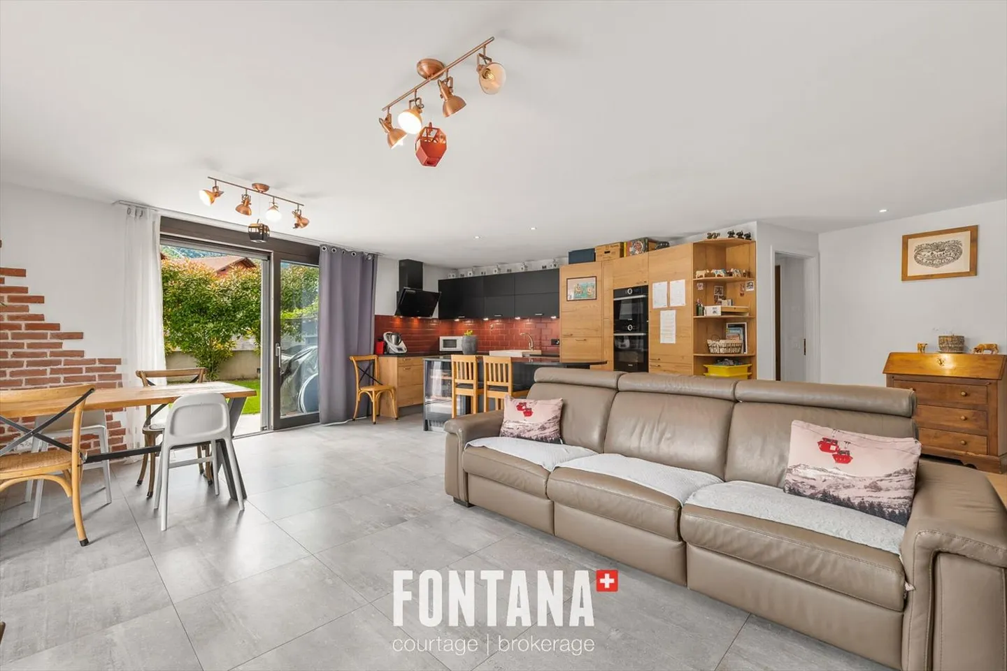 Appartamento in vendita - Foto 4 di 13