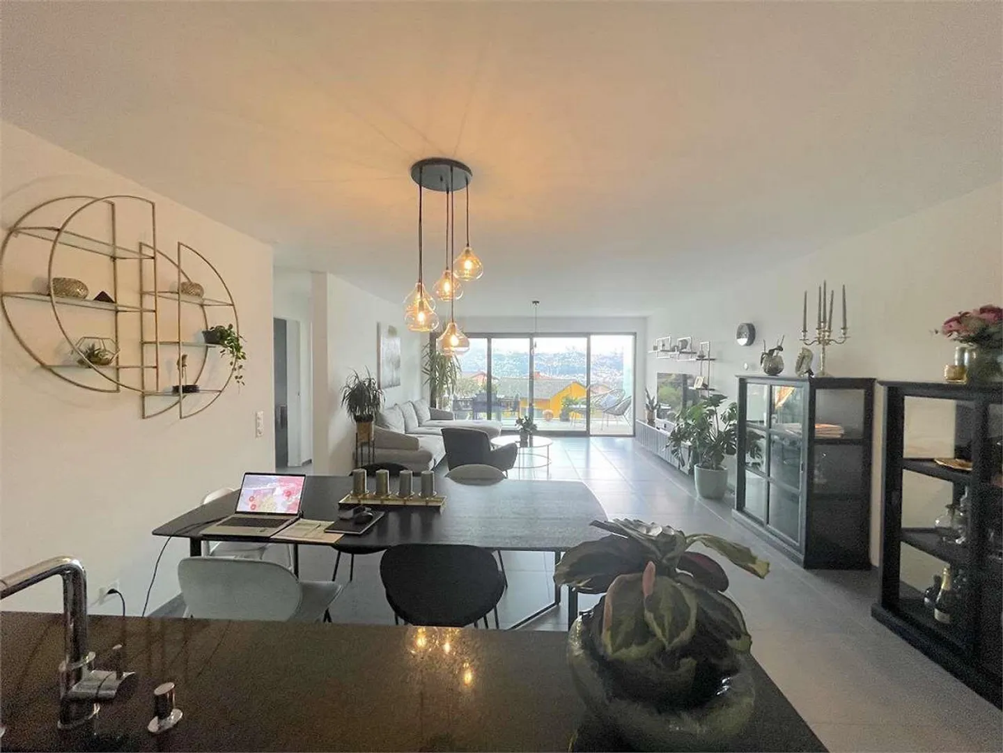 PIAZZOGNA - Recenti 3,5 con giardino e Vista Lago - Photo 4 of 13