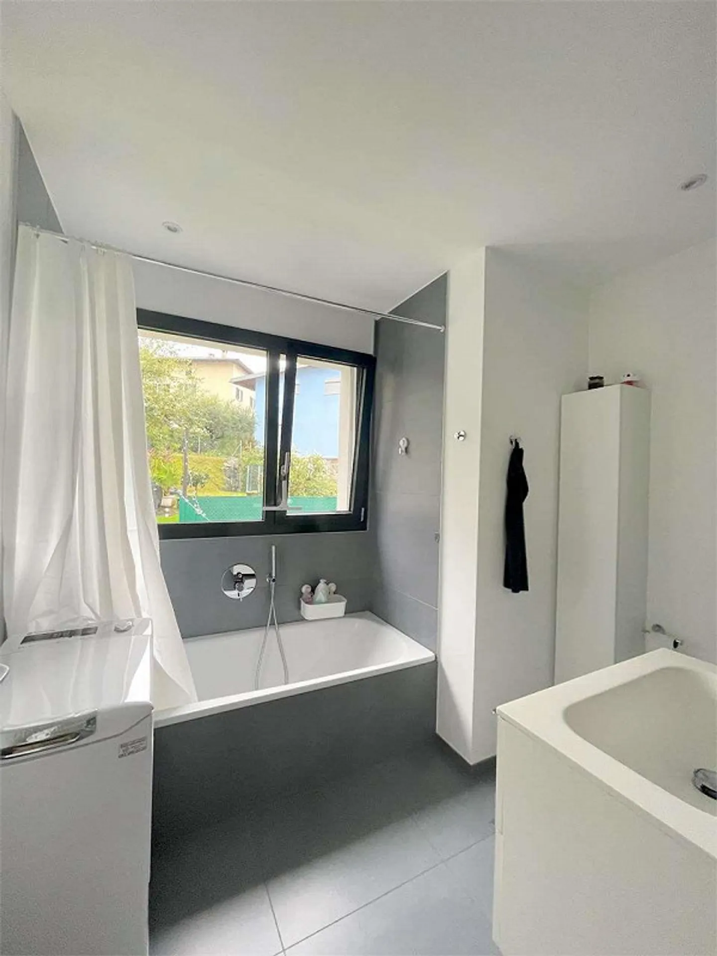 PIAZZOGNA - Recenti 3,5 con giardino e Vista Lago - Photo 6 of 13